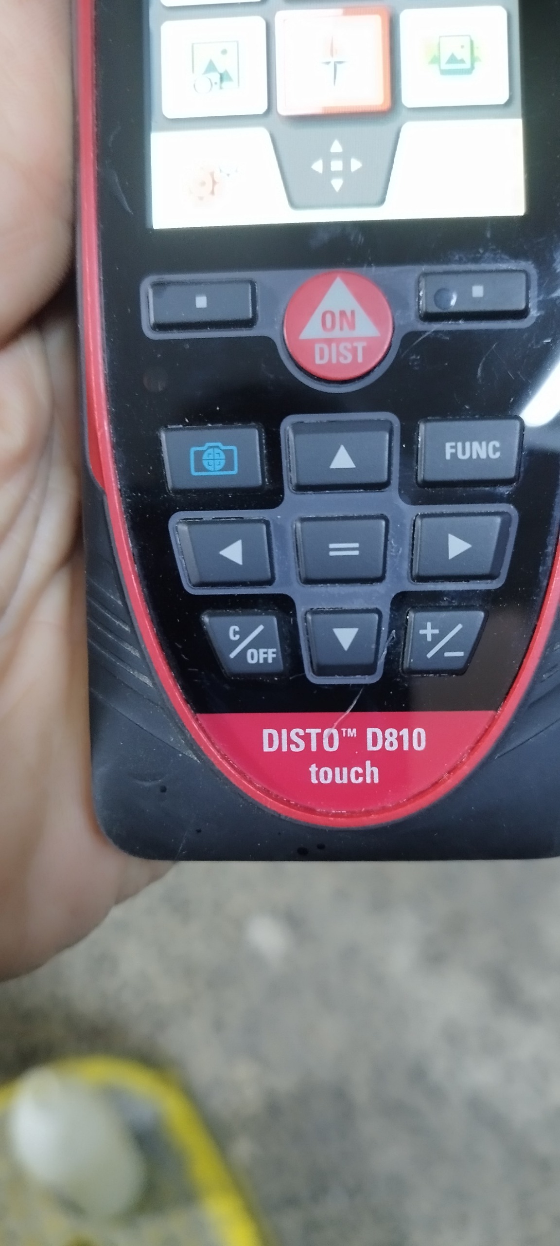 متر لیزری لایکا d810