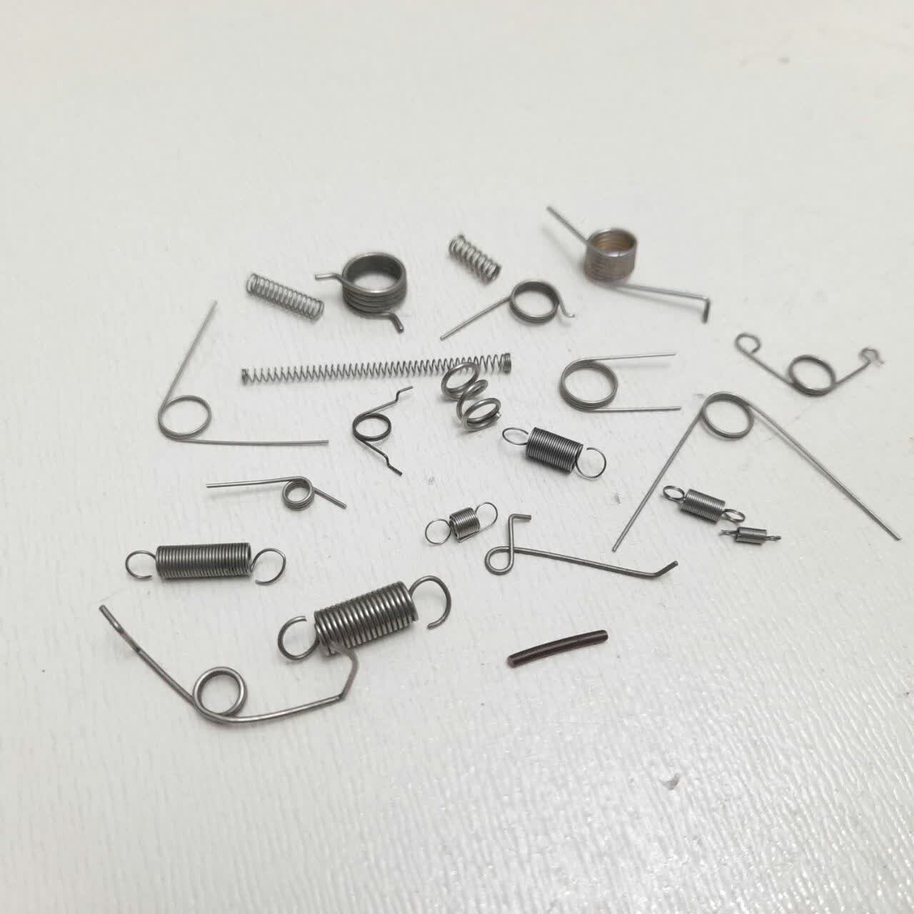 قطعات رادیوضبط (فنر) 20 عدد