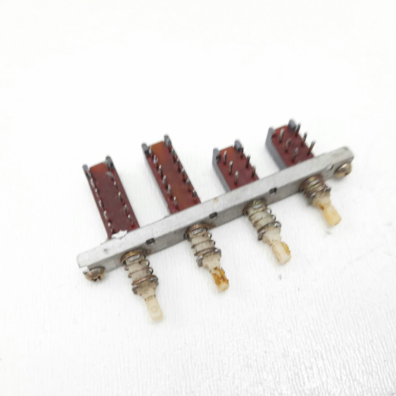 کلید فشاری ON/OFF