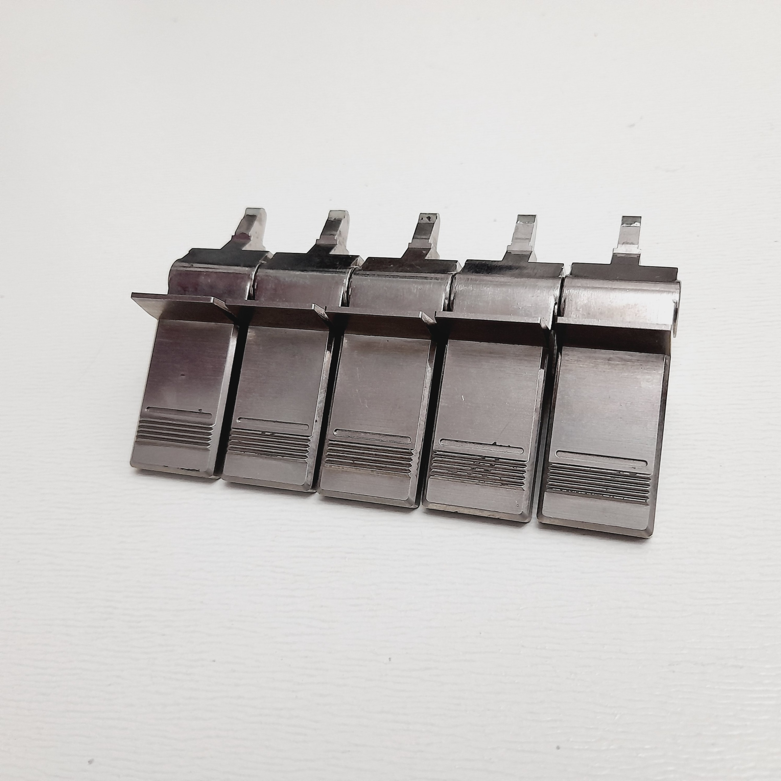 قطعات رادیوضبط (سرشاسی) کد7