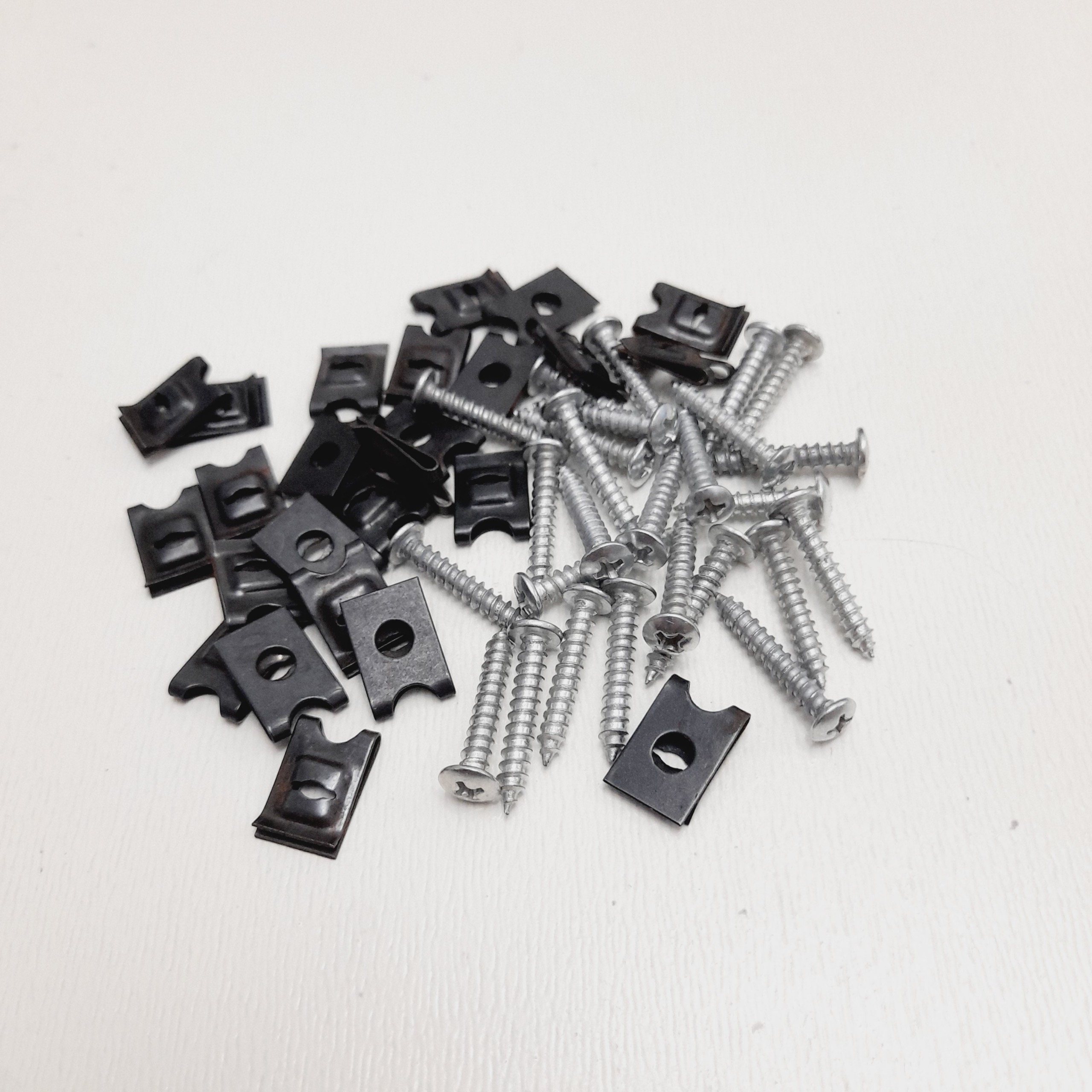 25 عدد خار و پیچ