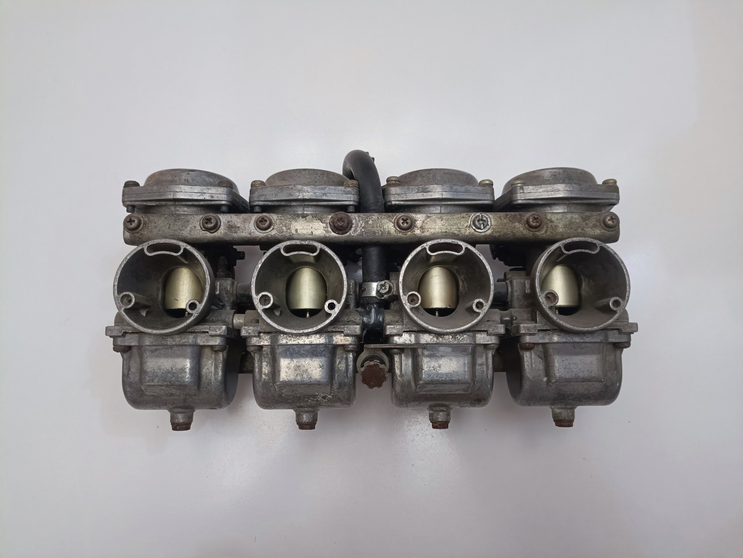 کاربراتور موتور سوزوکی gs750