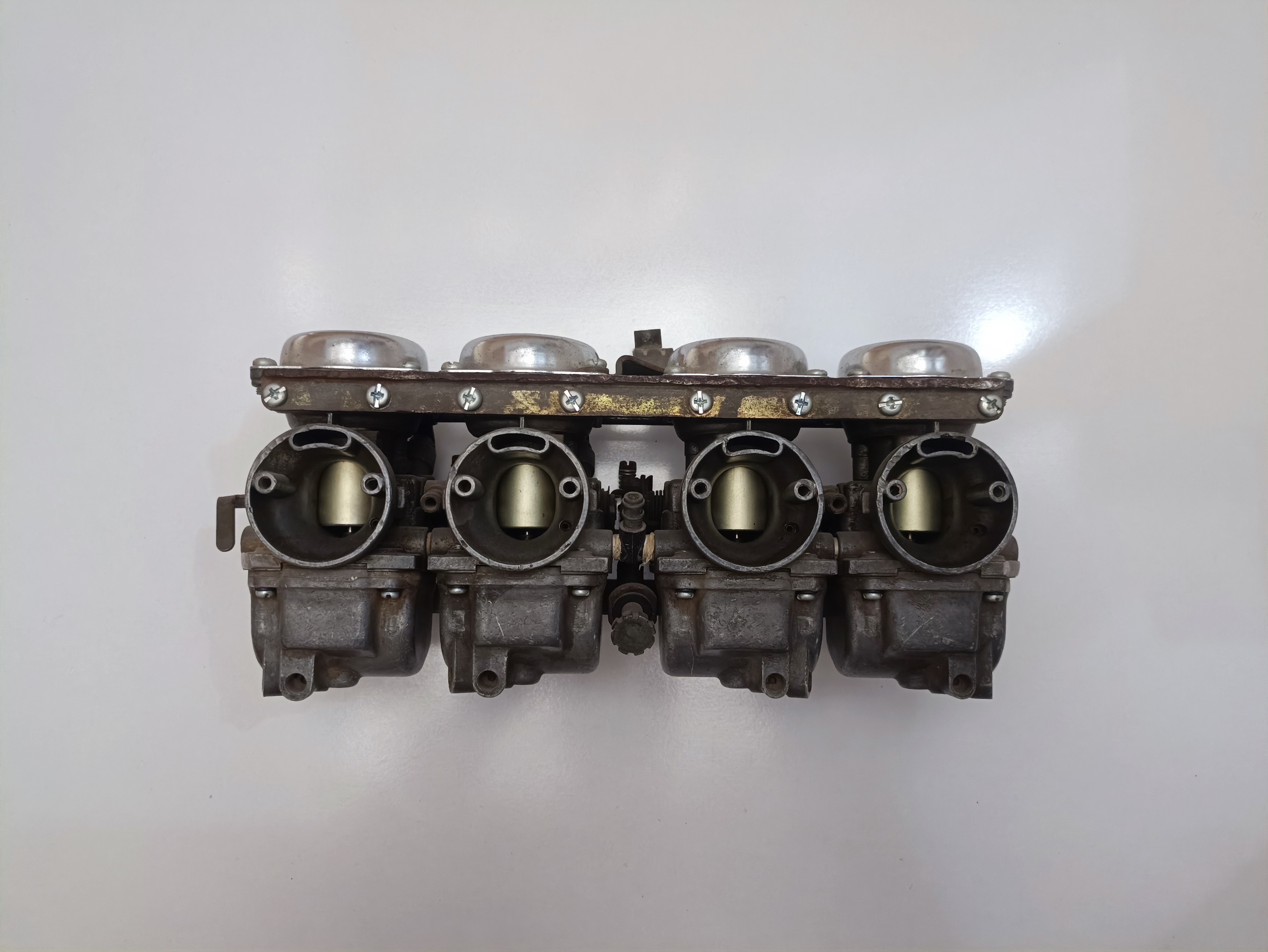 کاربراتور موتور سوزوکی gs550