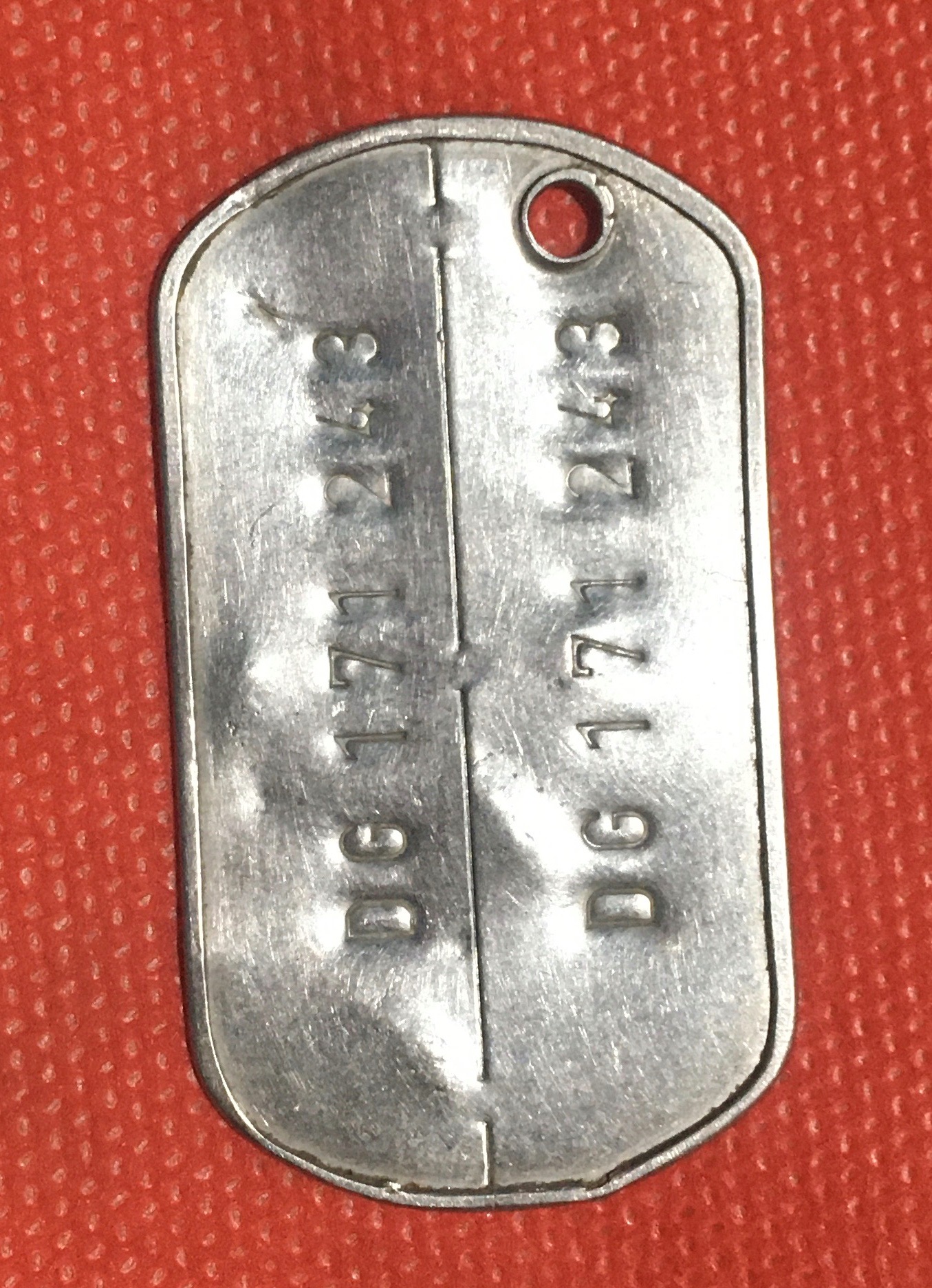 پلاک تشخیص هویت قدیمی آلمینیومی