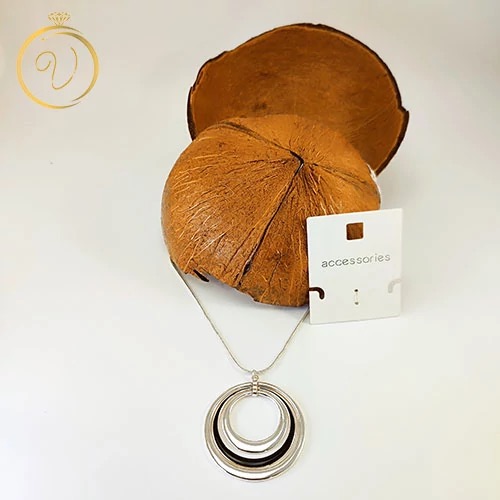 گردنبند زنانه سه حلقه برند accessories