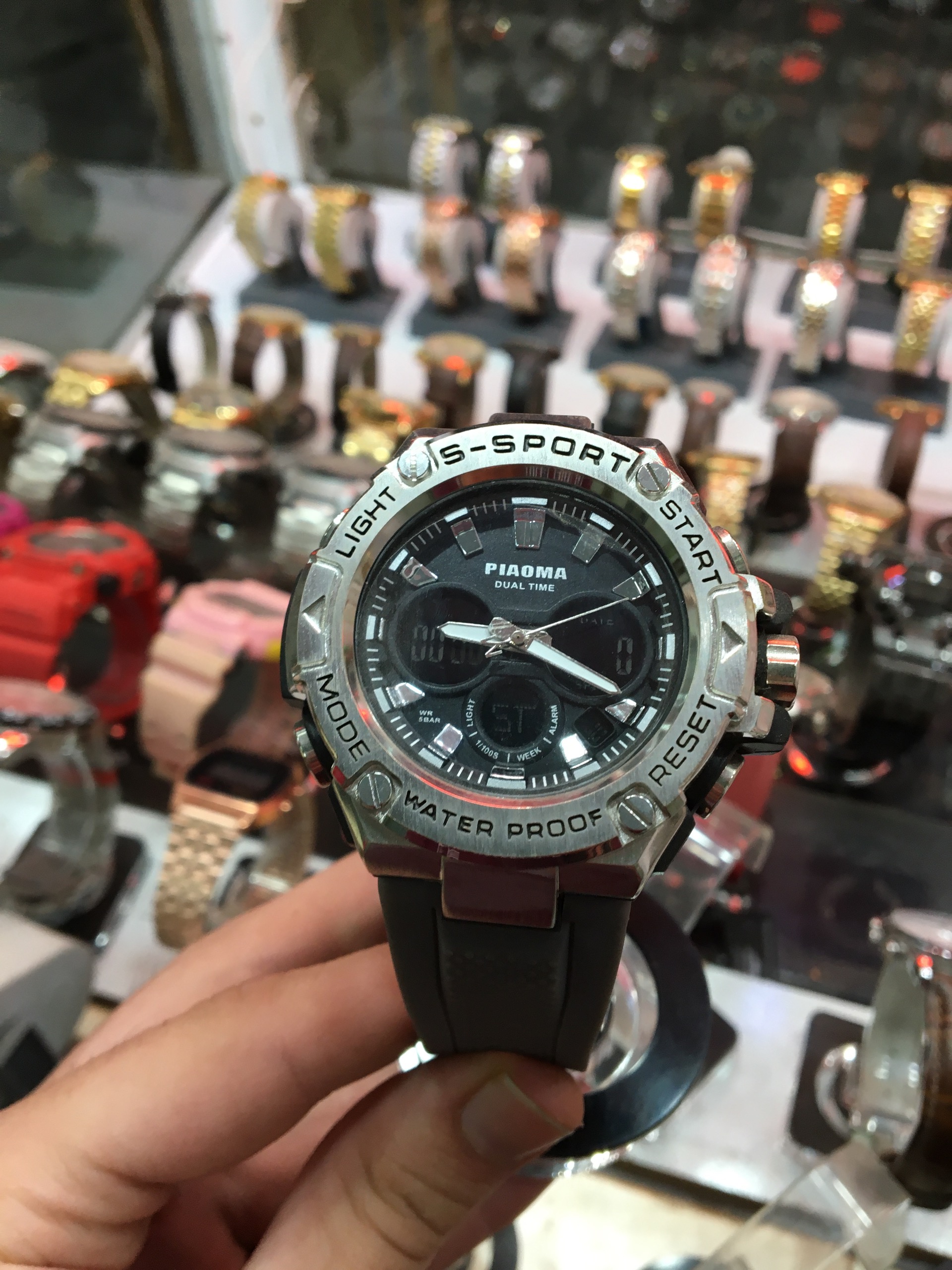 ساعت مچی مردانه دوزمانه piaoma