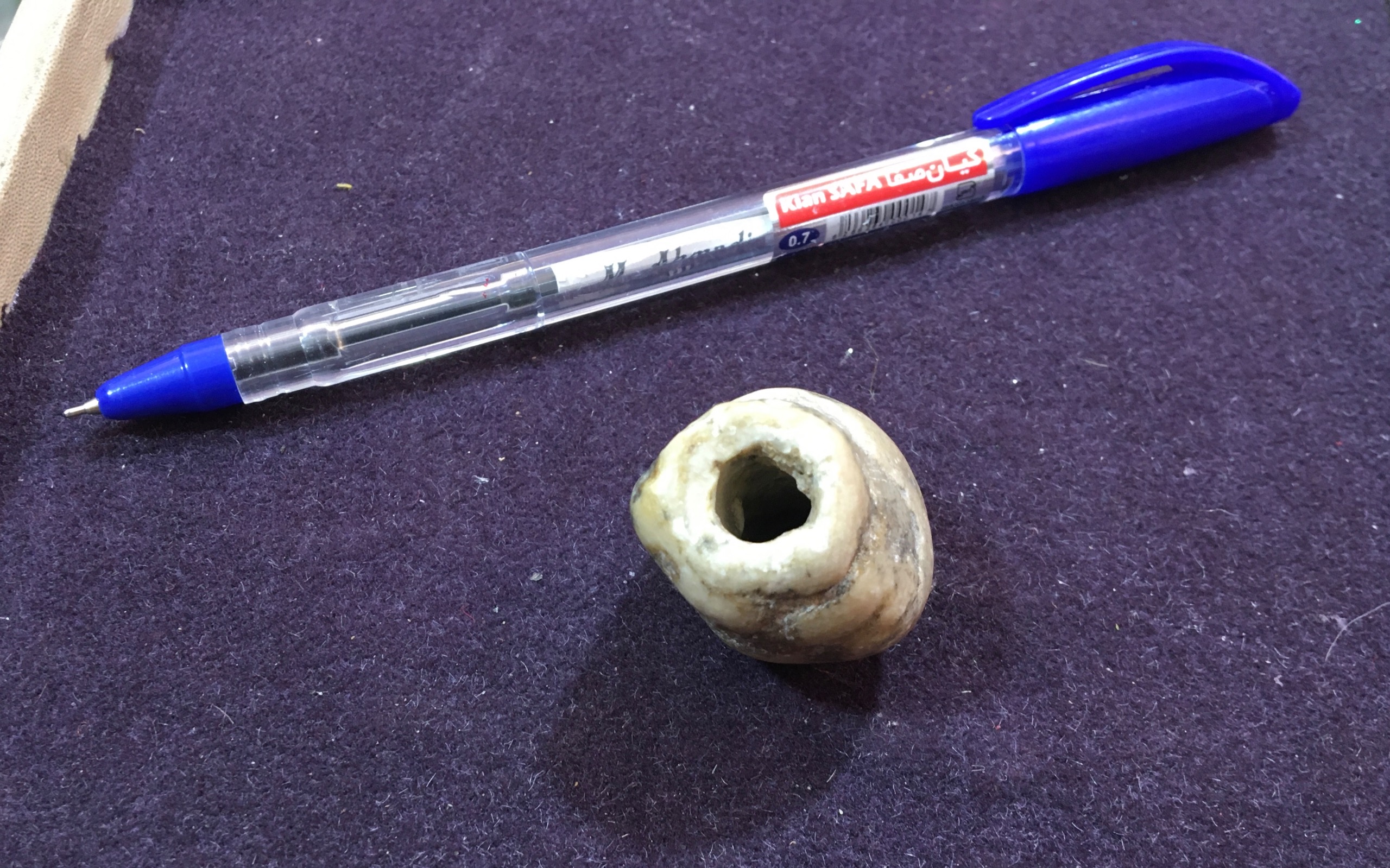 مهره قدیمی یا خر مهره سنگی قدیمی