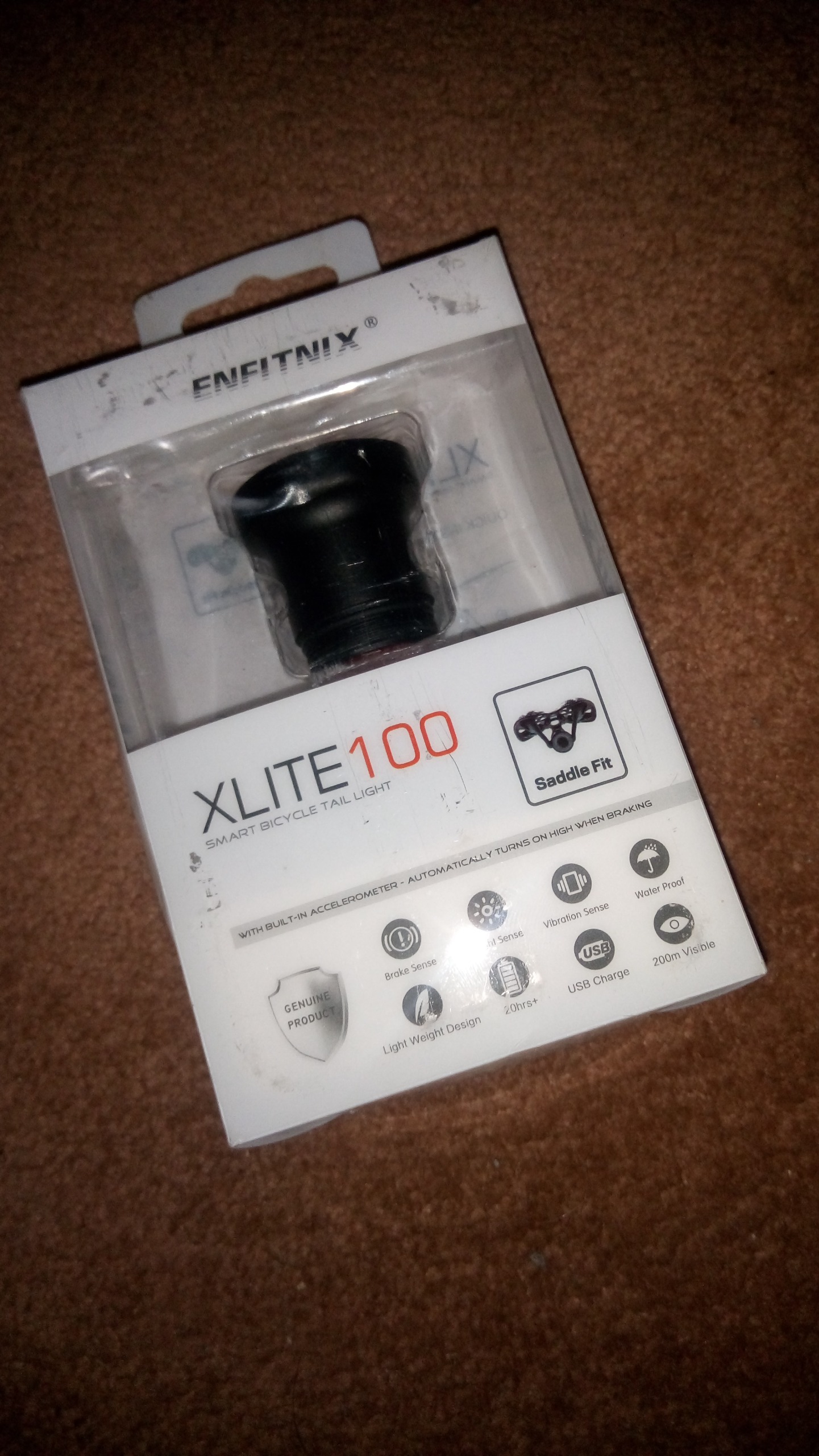 چراغ خطر هوشمند دوچرخه . نصب زیر زین