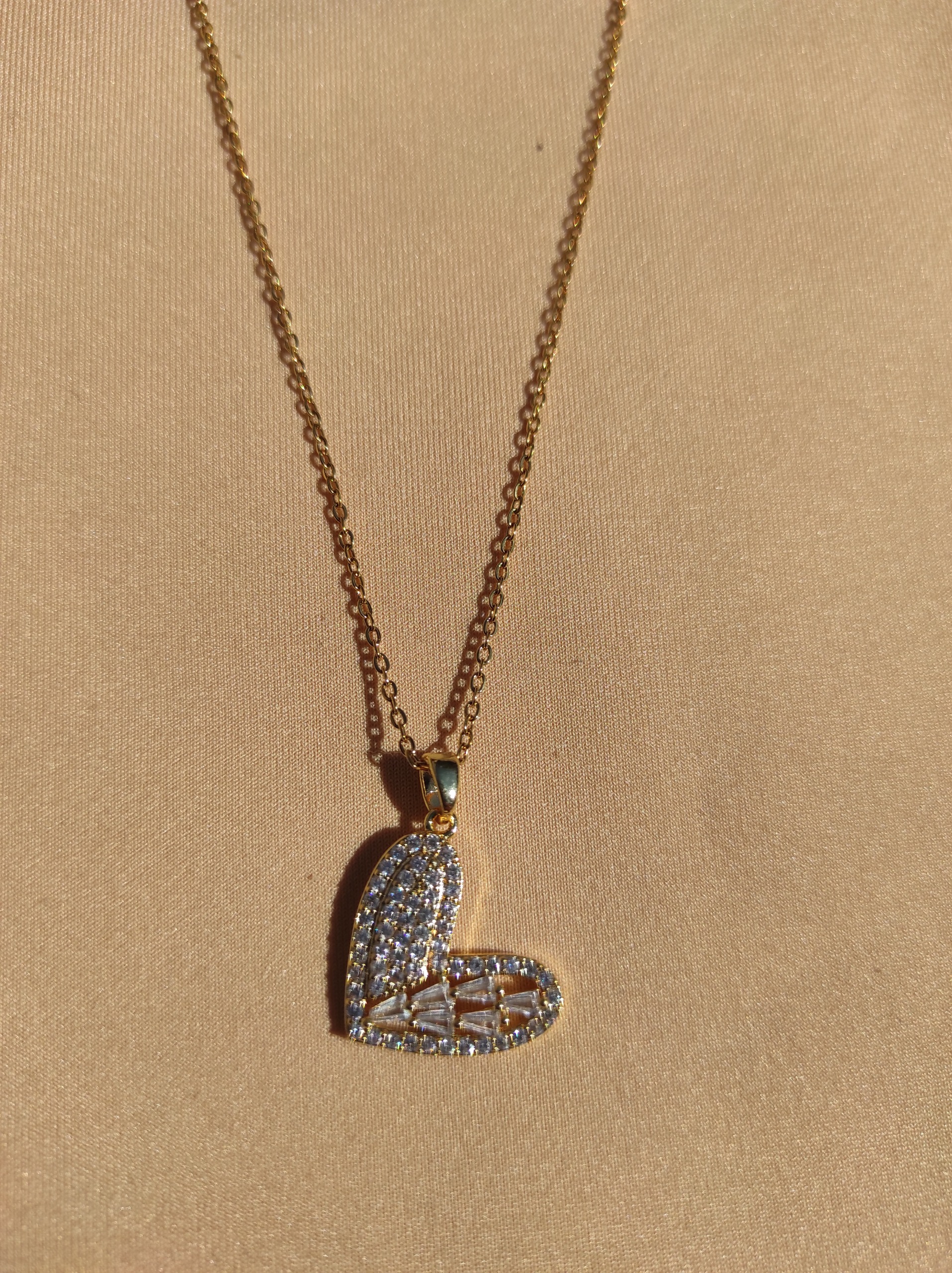 گردنبند استیل جواهری پرنگین قلب برند استنلس استیل