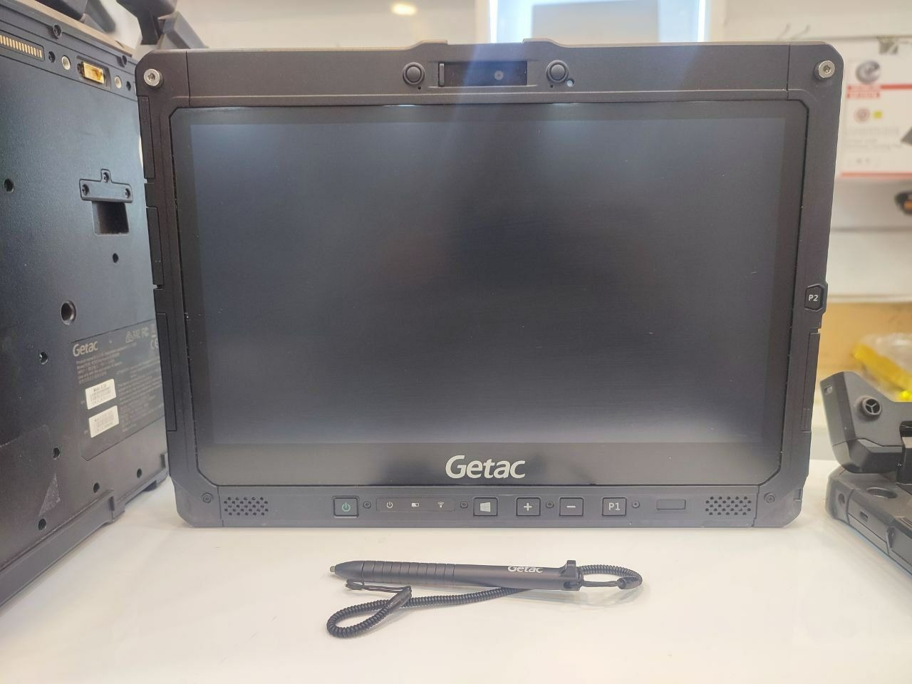 لپ تاپ نظامی getac تبلتی gps و سیم کارت خور لمسی