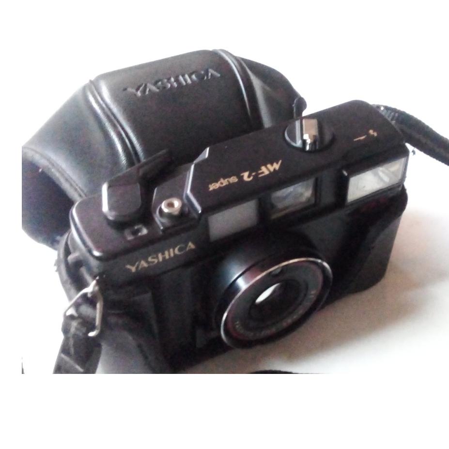 دوربین آنالوگ YASHICA