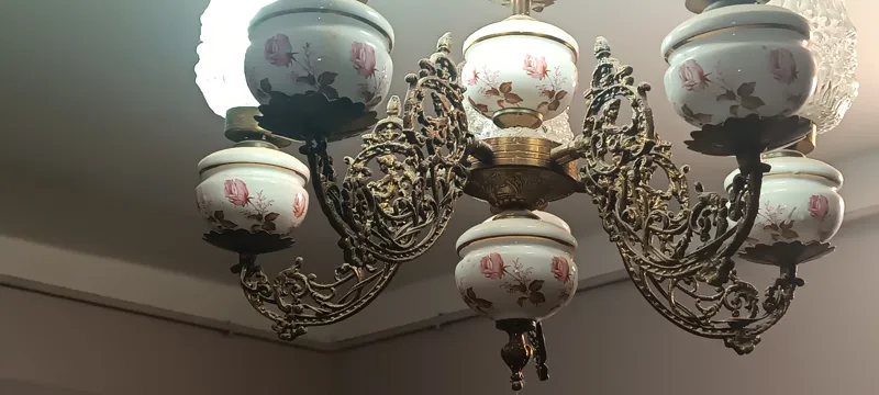 لوستر برنجی پنج شاخه قدیمی وآنتیک