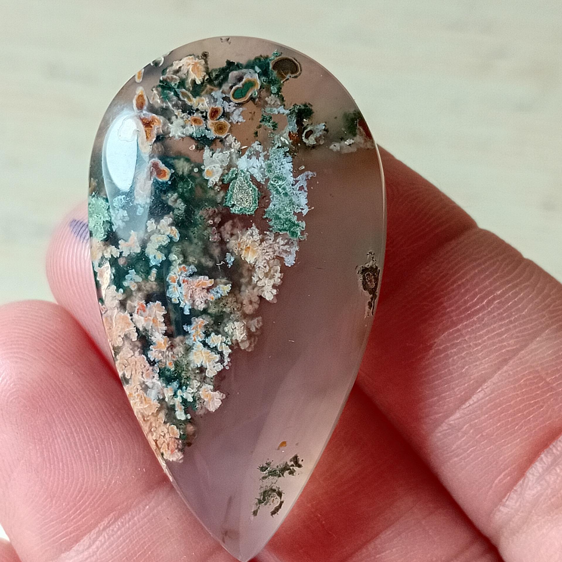 نگین عقیق شجر