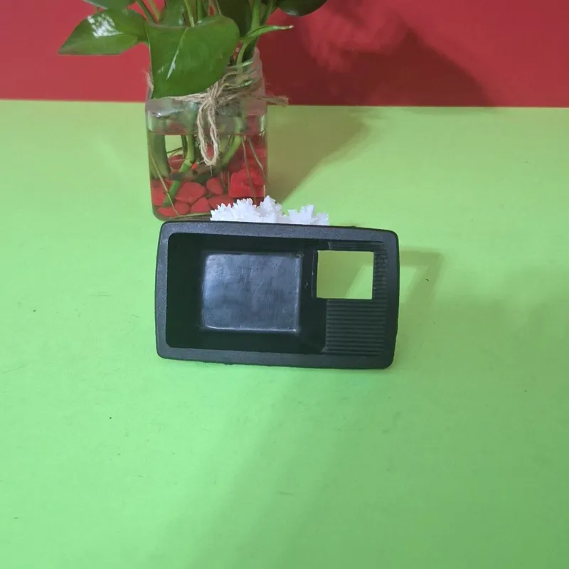 قاب پشت دستگیره از داخل ماشین کلاسیک