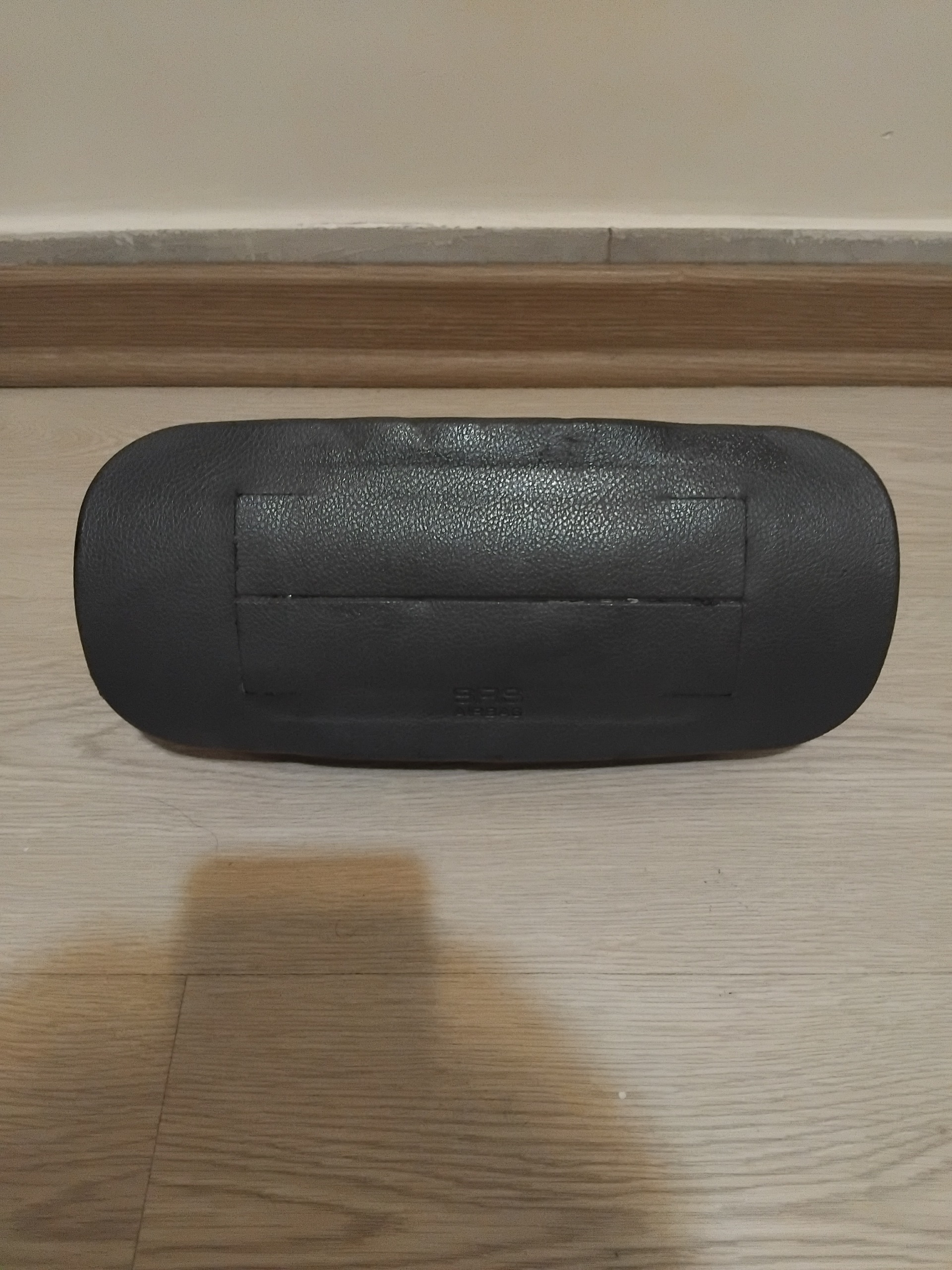 ایربگ عمل کرده پراید 131 سمت شاگرد