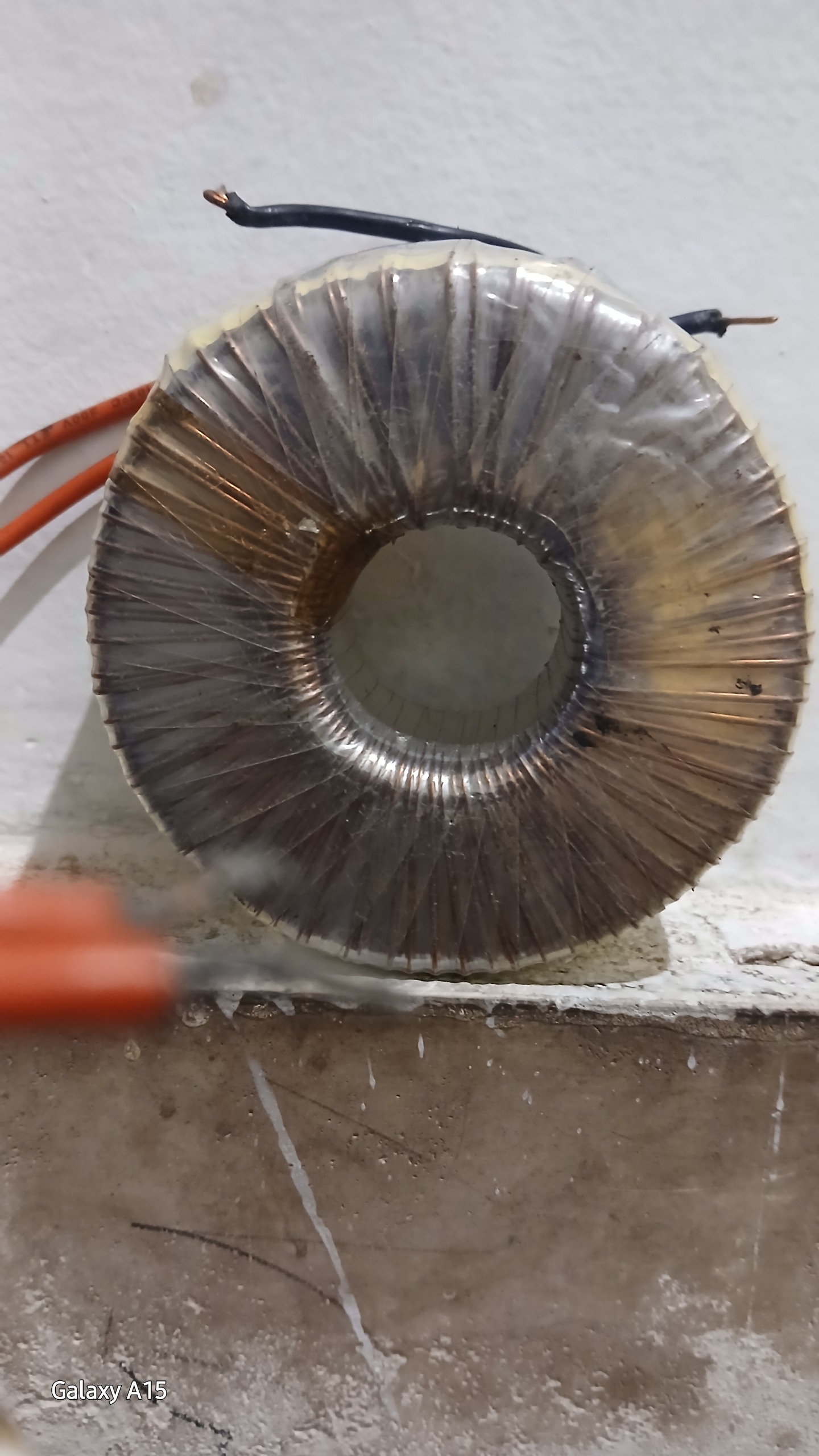 ترانسفورماتور حلقوی 220 به 12 اصلی