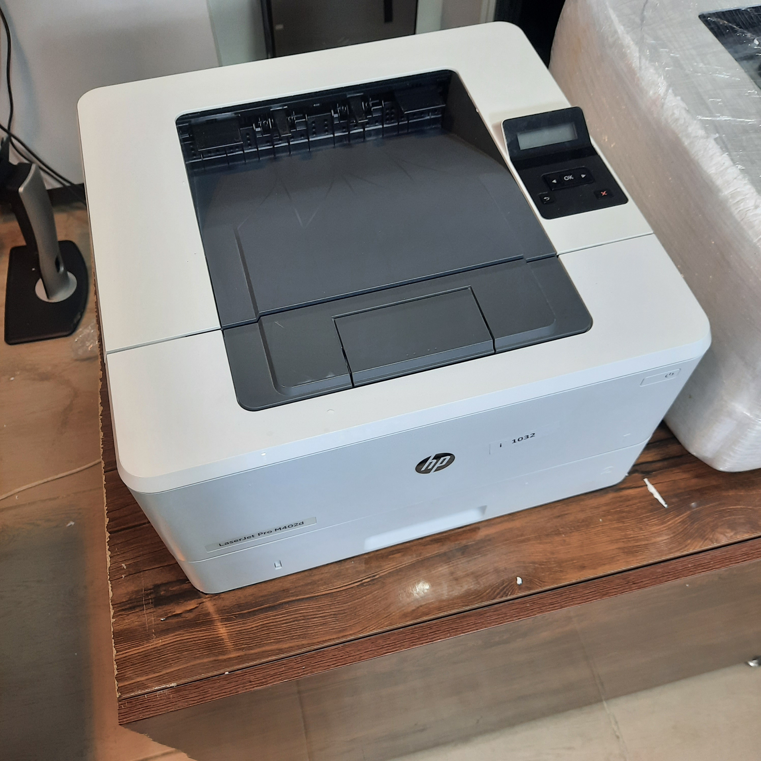 پرینتر درحد نو laserjet 402d