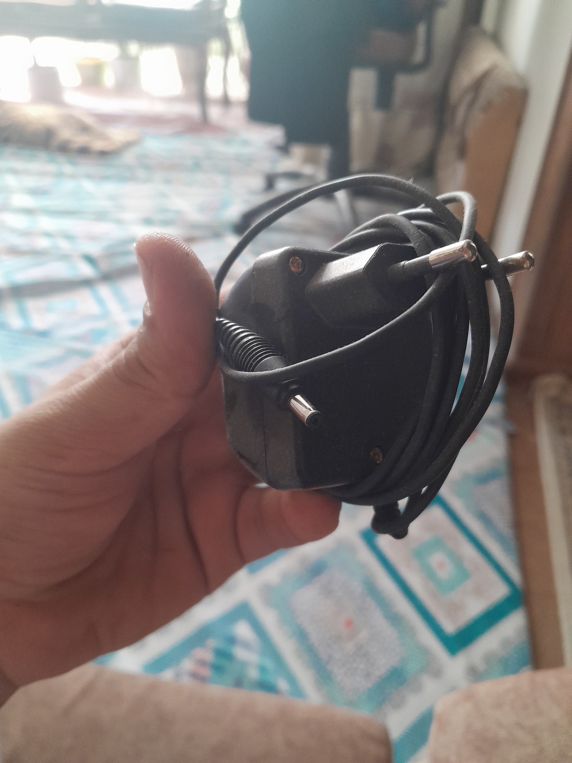 شارژر گوشی نوکیا قدیمی