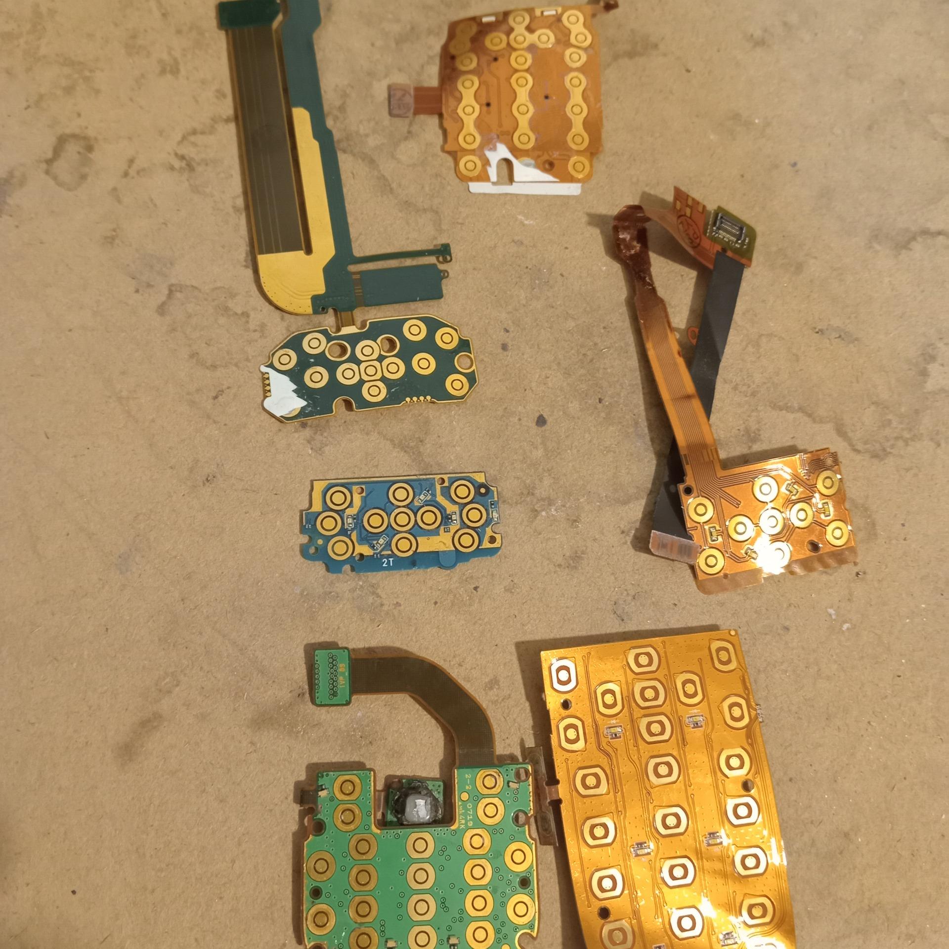 300 عدد فلت دکمه طلایی اصلی مناسب استخراج