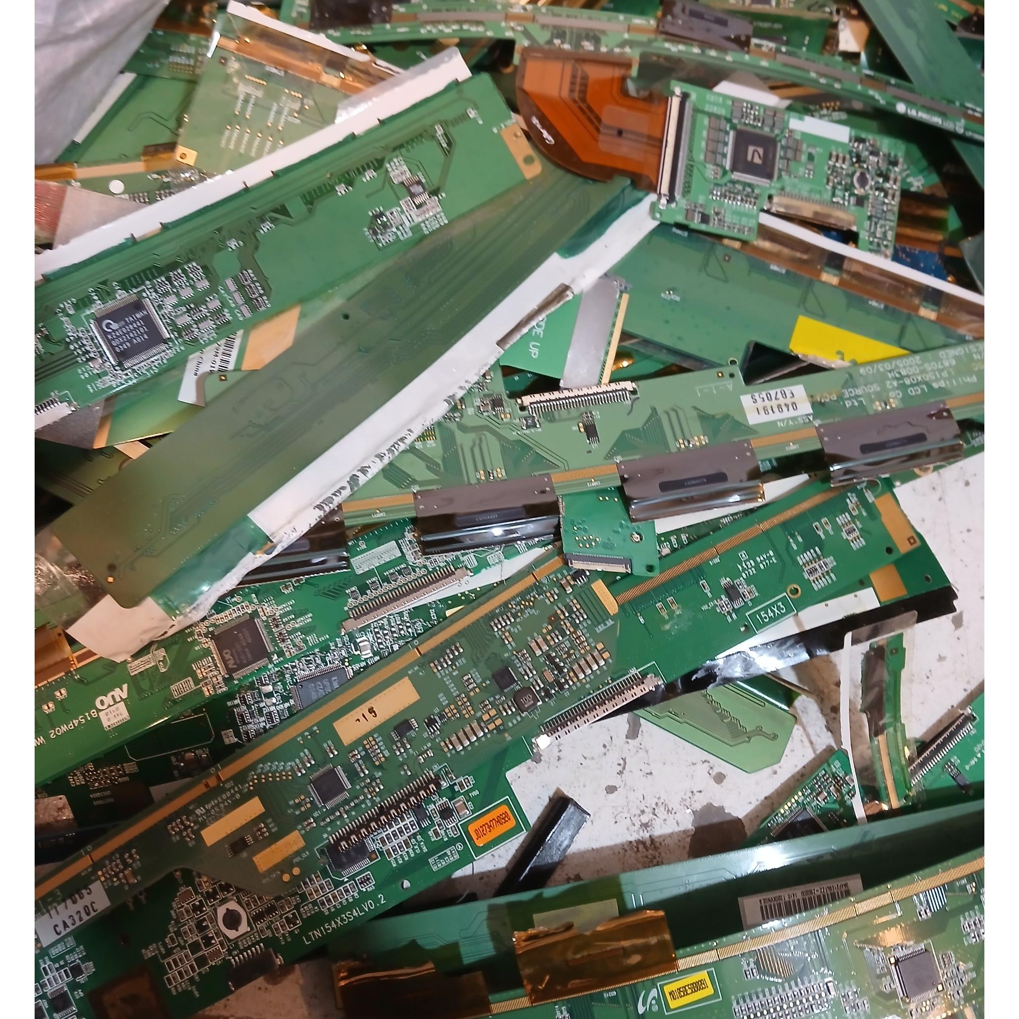 850 گرم برد با روکش طلا جهت بازیافت