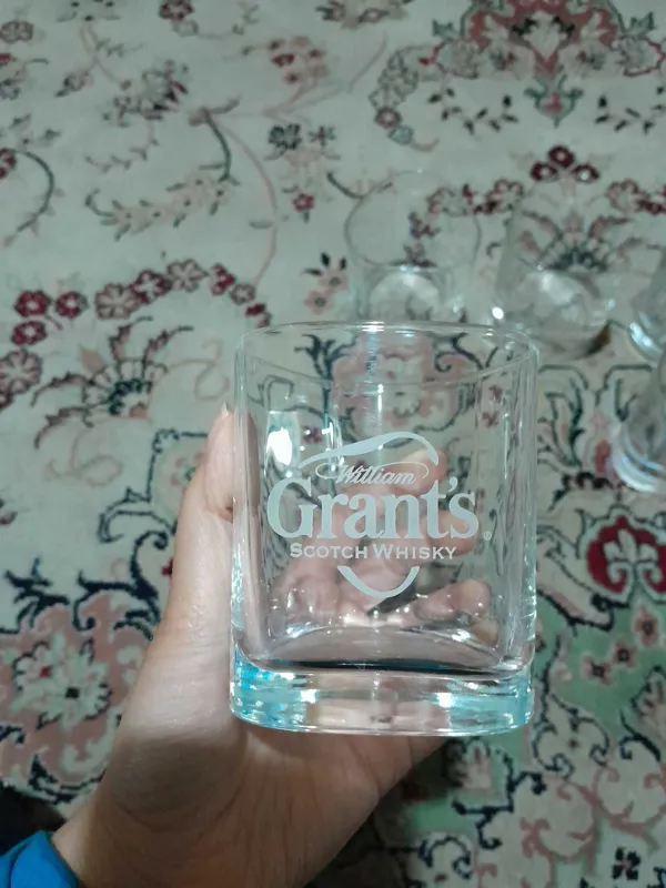 لیوان خارجی عالی