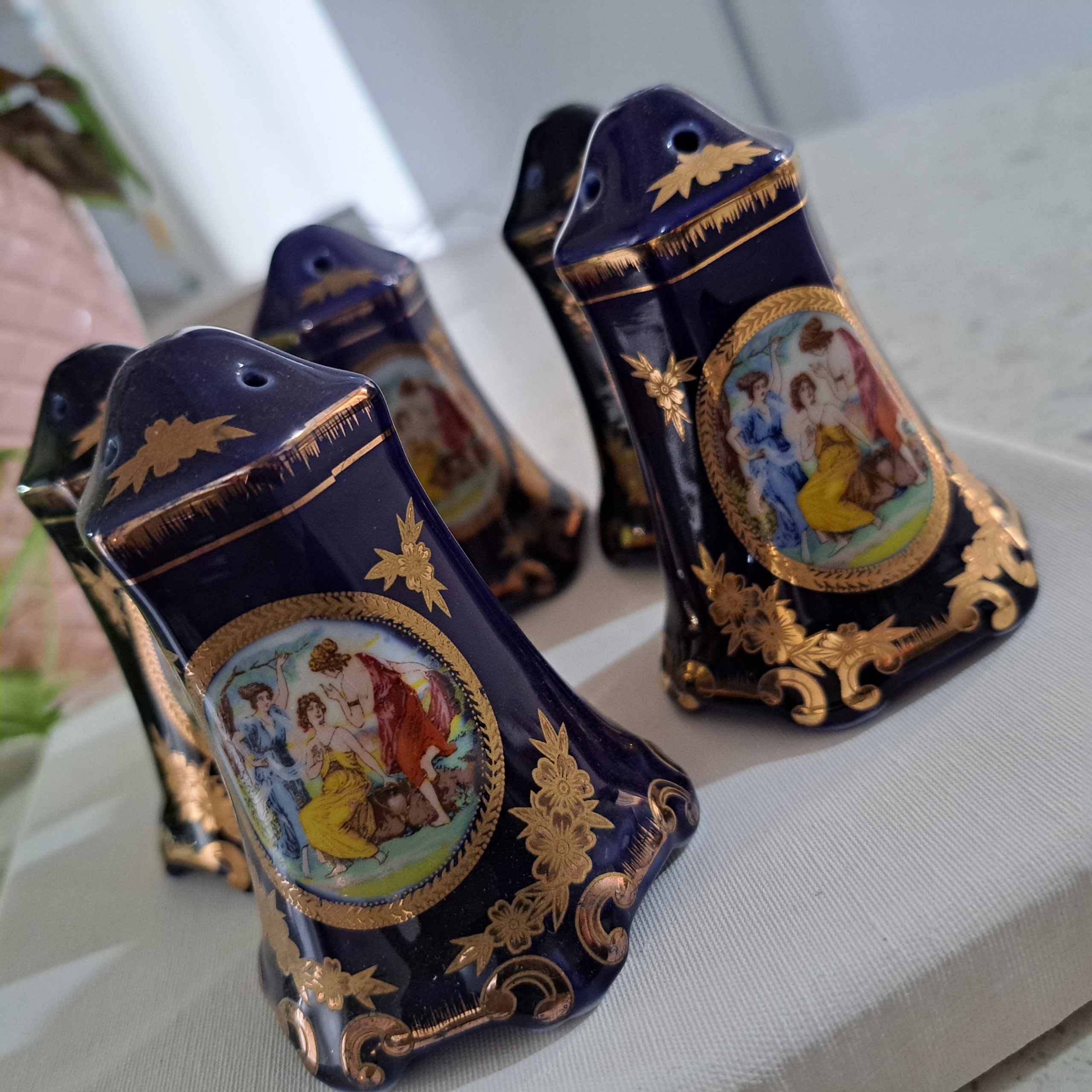 نمکدان سه دختر نو و سالم انتیک