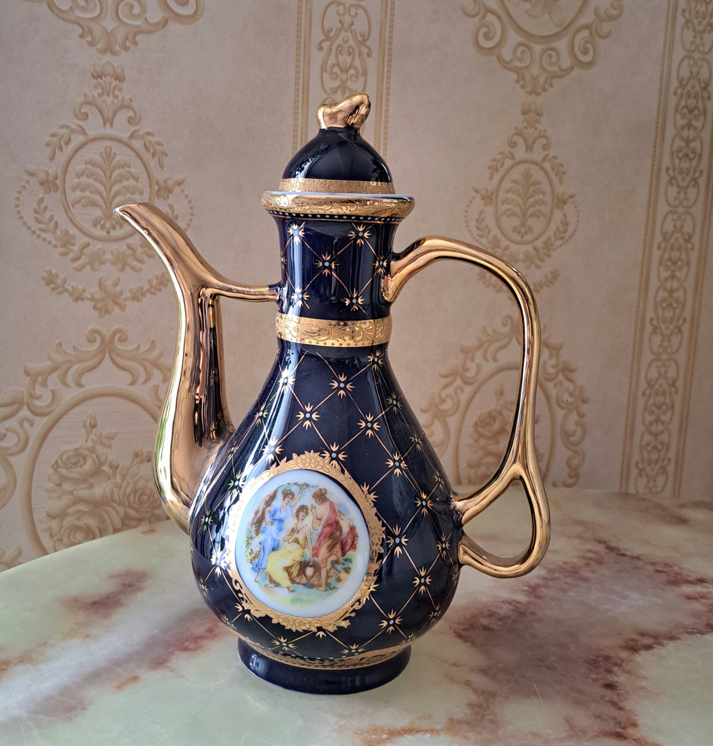 گلابپاش چینی بزرگ سرمه ای سه لیلی