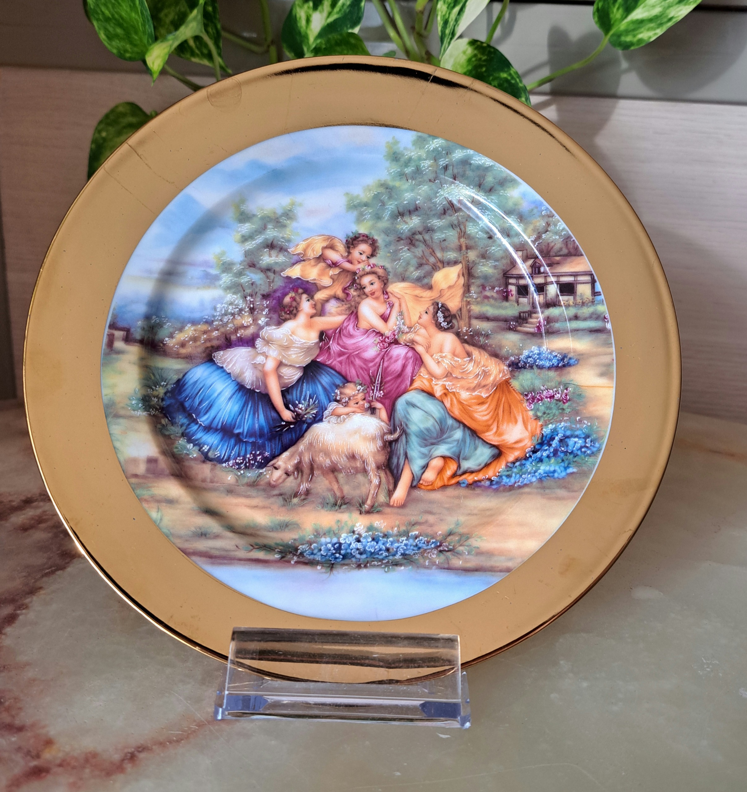 دیوارکوب چینی طلاکوب سه خواهر
