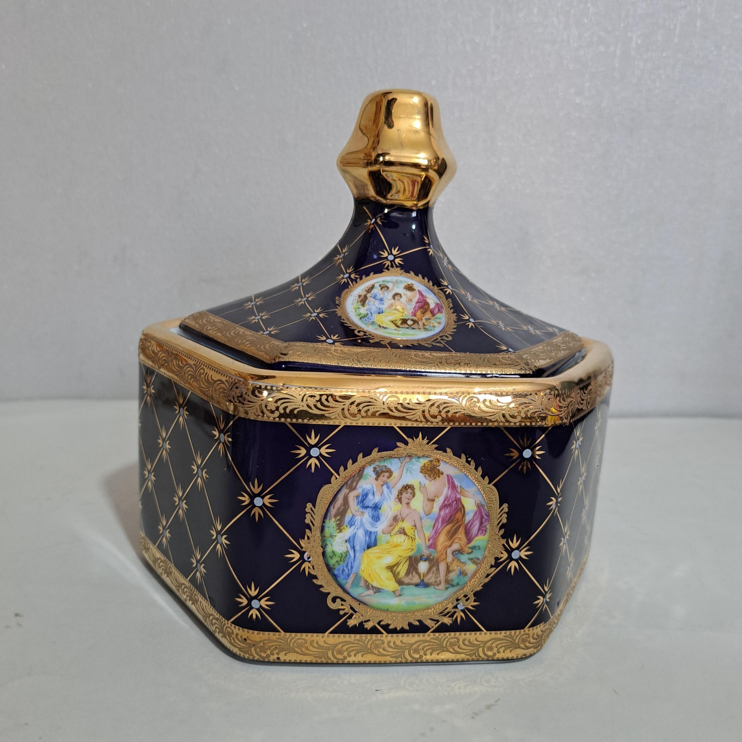 شکلات خوری درب دار چینی سه دختر طلاکوب