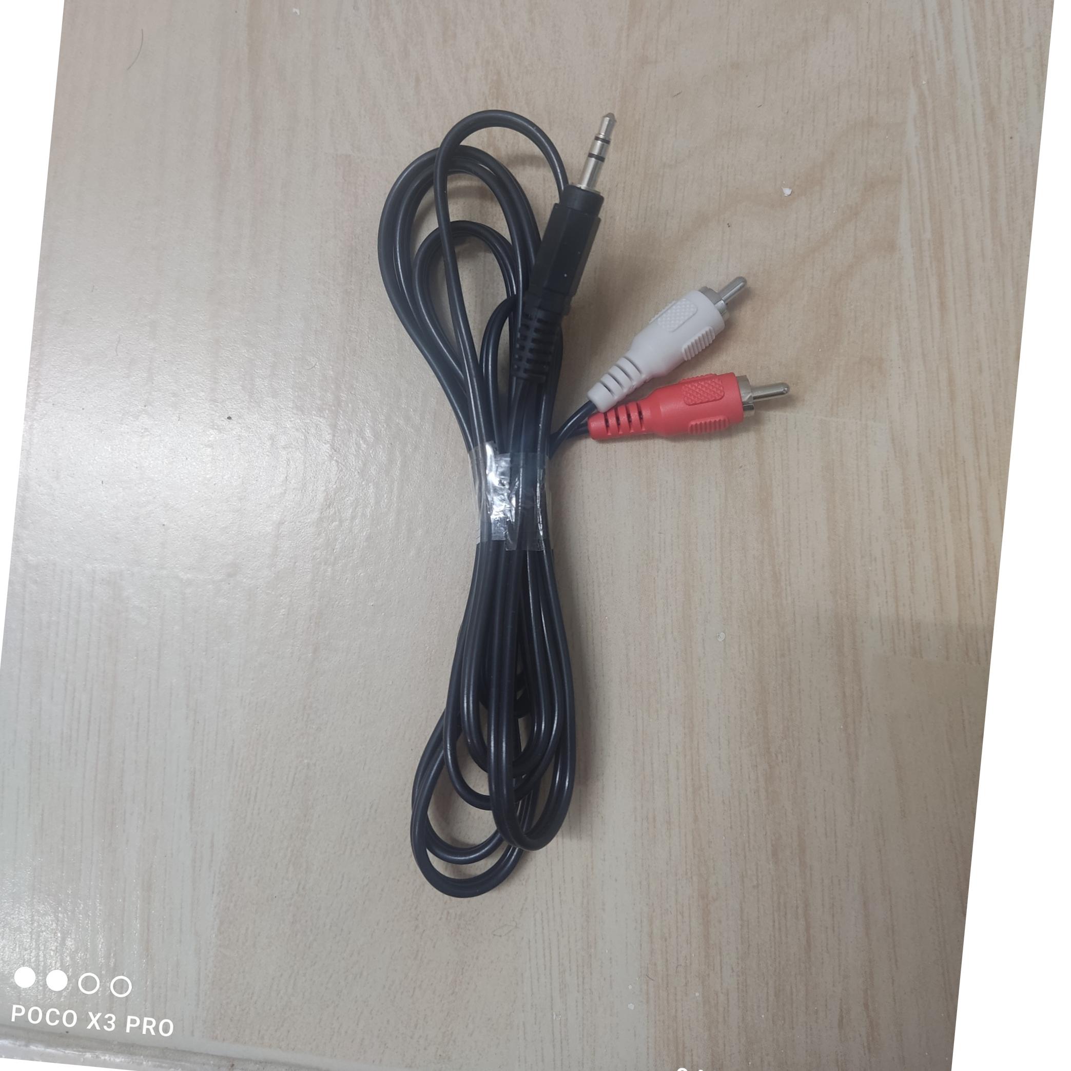 کابل 1 به 2 صدا AUX با طول کمتر از یک متر