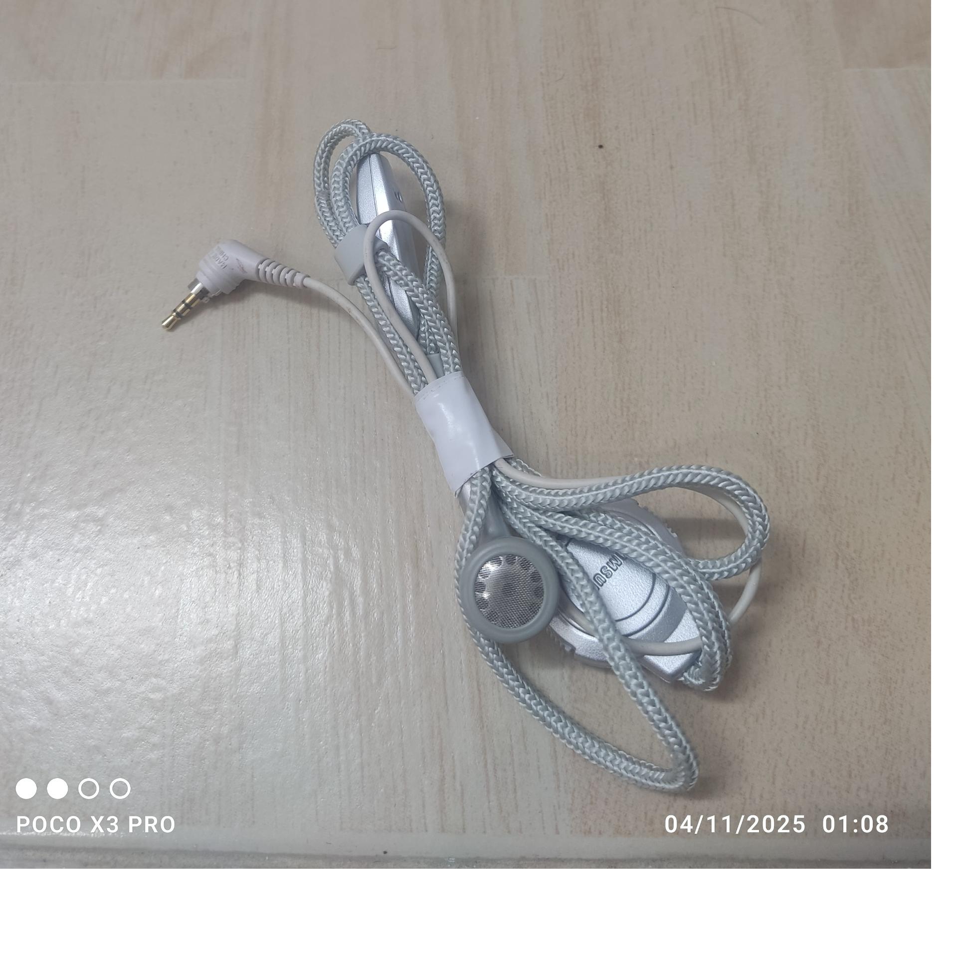 هندزفری قدیمی مخصوص گوشی سامسونگ