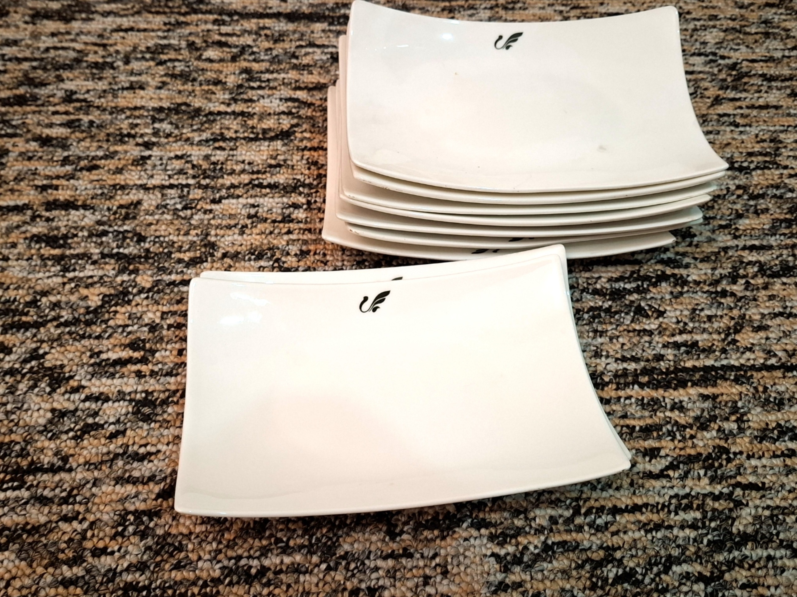 9 عدد پیش دستی پذیرایی هواپیمایی ماهان (VIP)