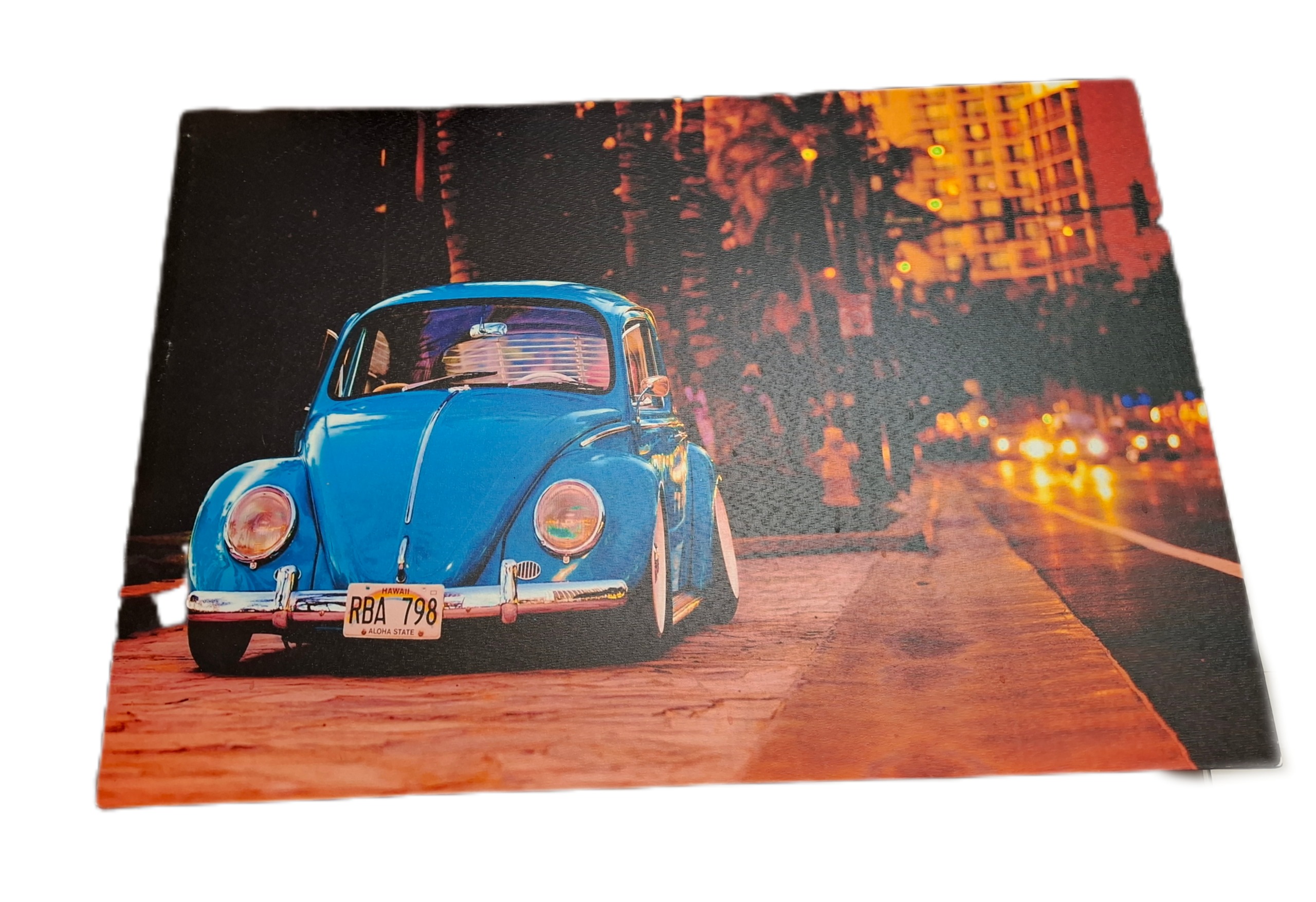 تابلو دیوارکوب ماشین فولکس بیتل غورباقه ای در شهر