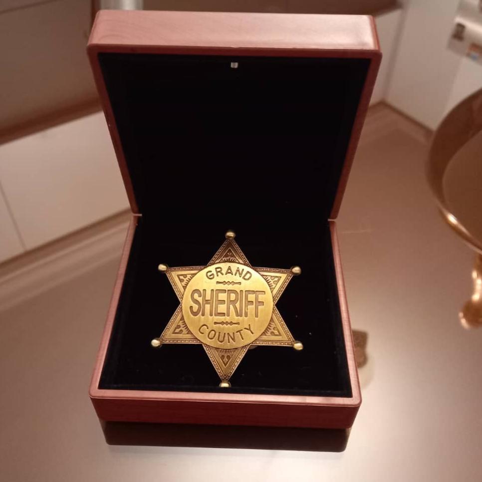 مدال یا نشان کلانتر آمریکا Sheriff اصل وارداتی