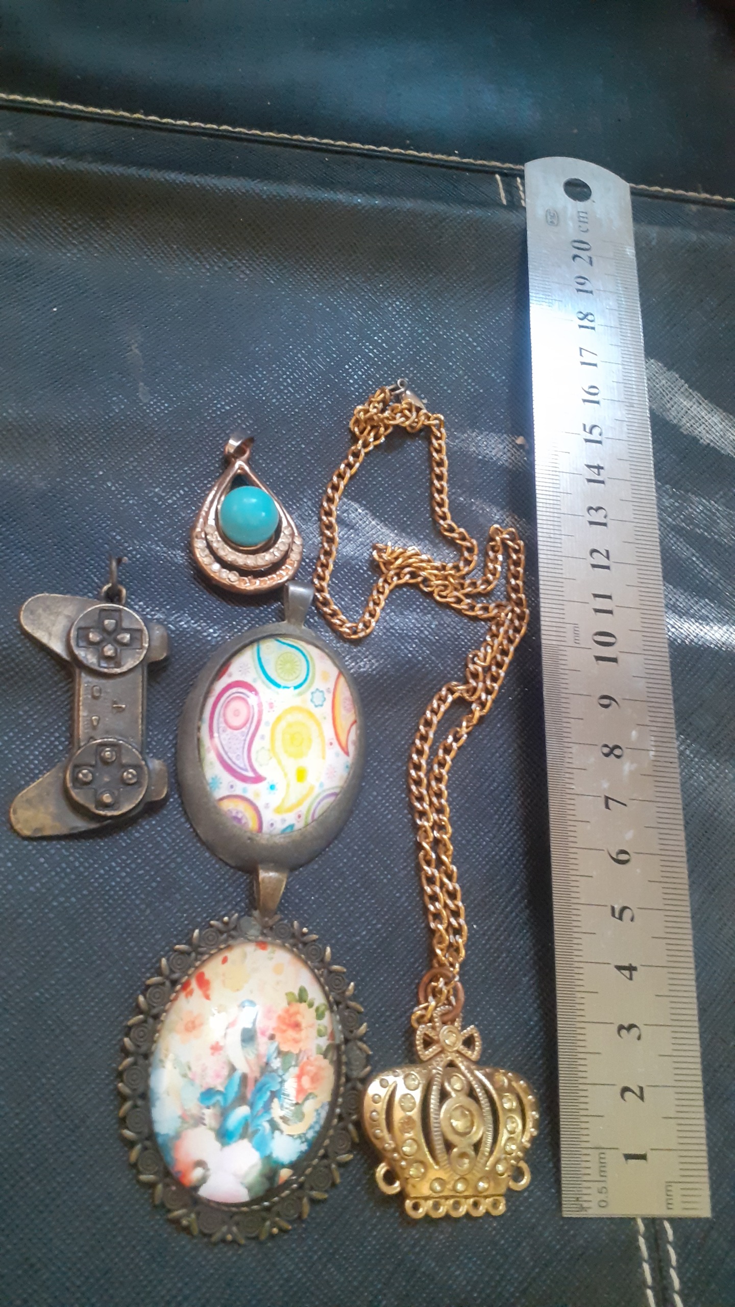 مجموعه 5آویز قدیمی