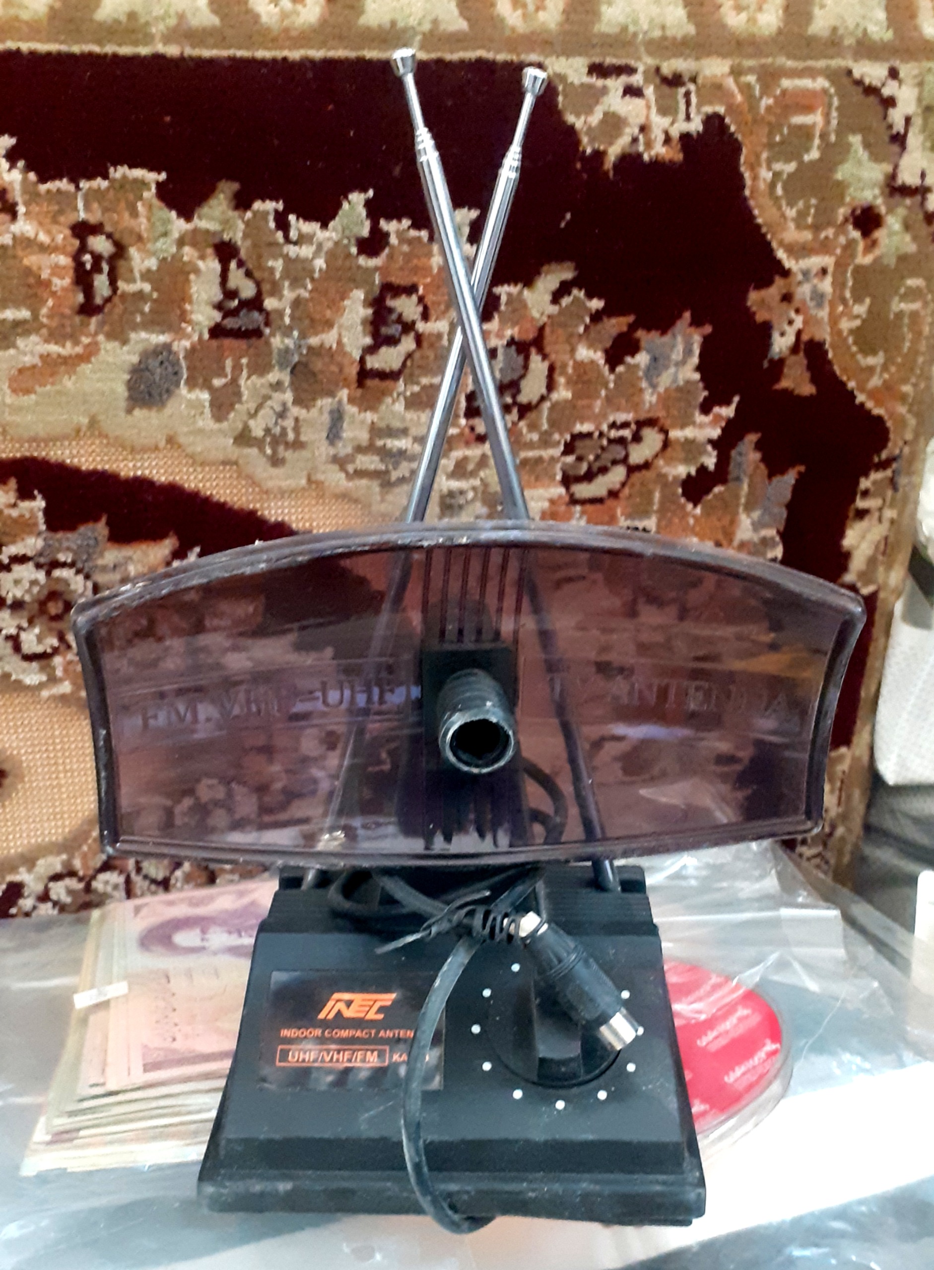 آنتن رومیزی رادیو تلویزیون قدیمی