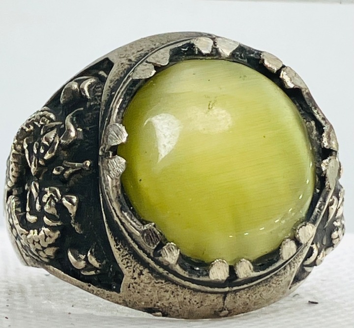 انگشتر زمرد چشم گربه ای 21قیراطی کمیاب