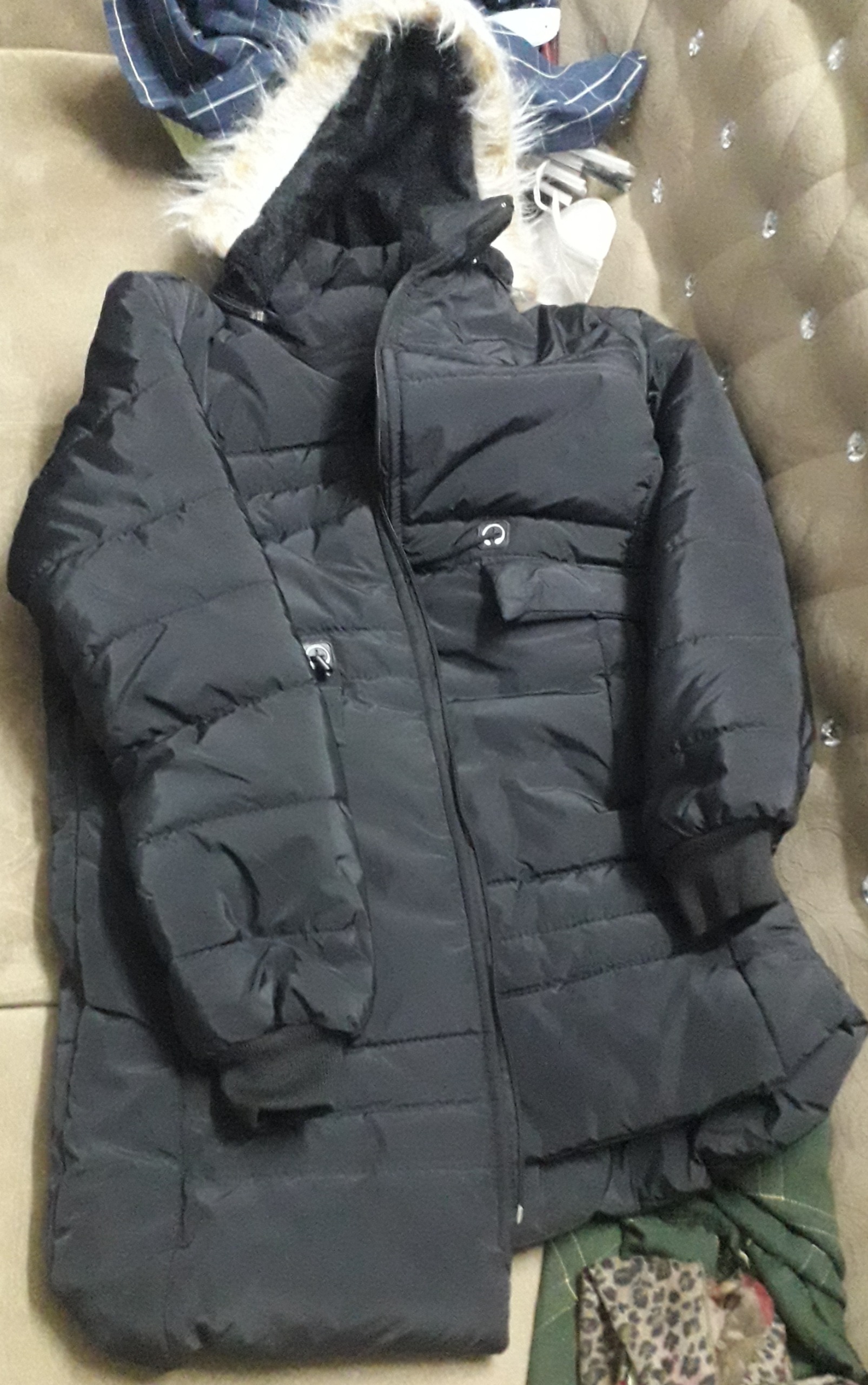 کاپشن و بارانی گرم زنانه و دخترانه