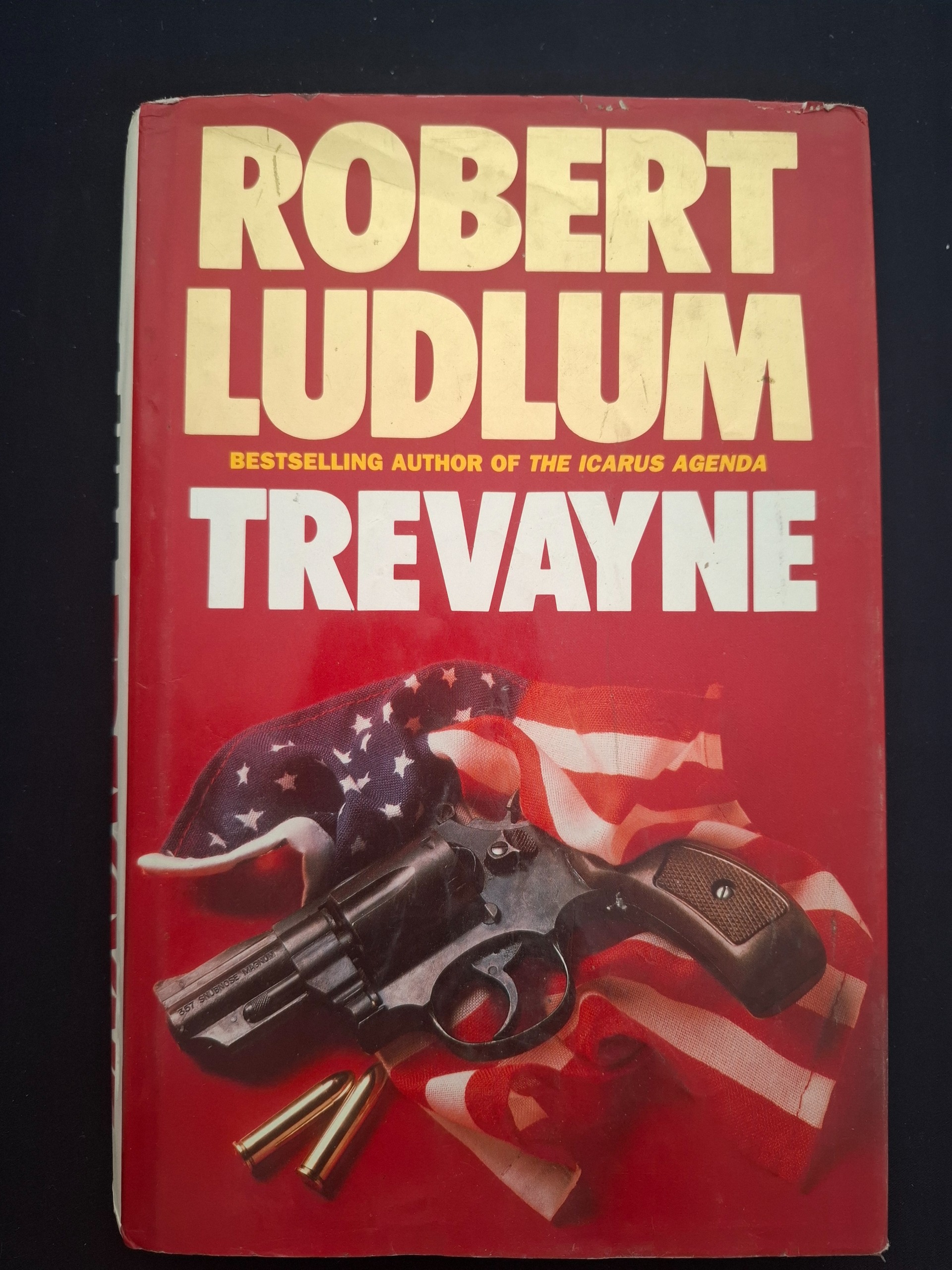 Trevayne زبان انگلیسی