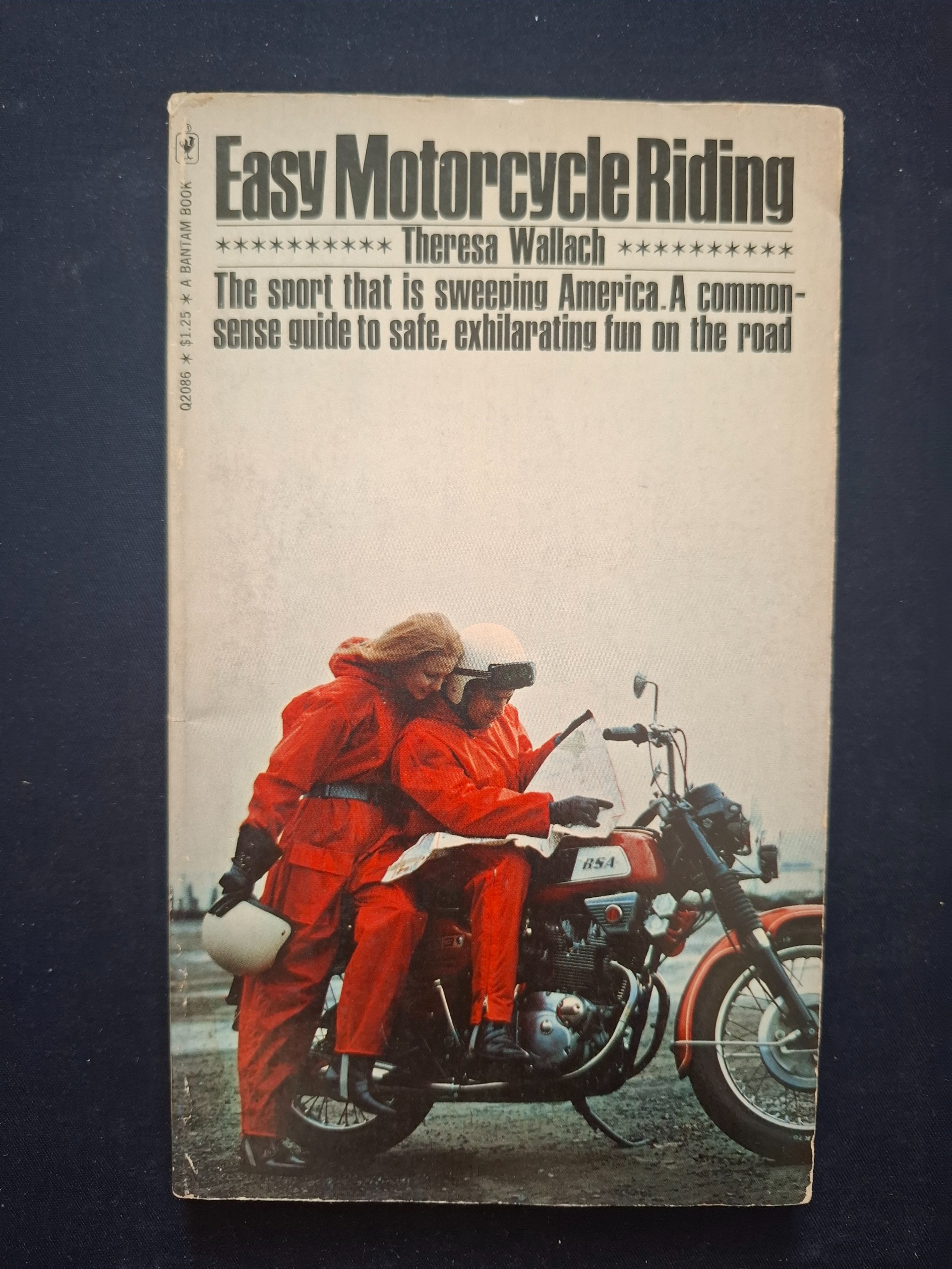 Easy motorcycle riding انگلیسی