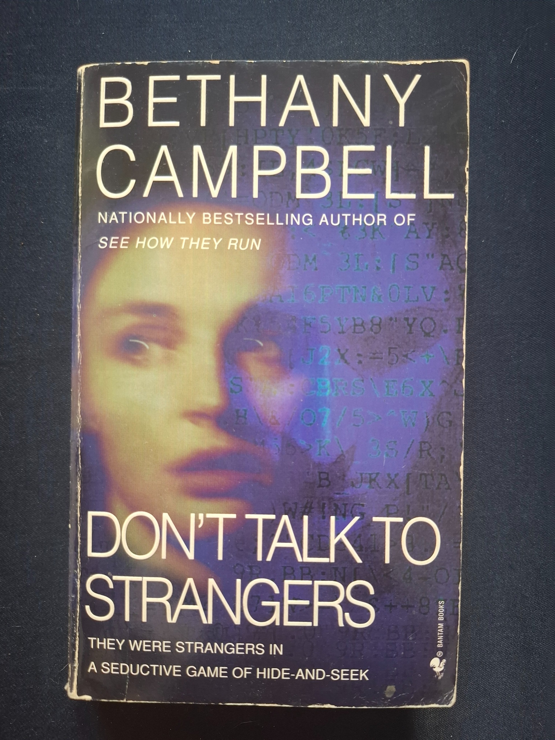 Dont talk to strangers انگلیسی