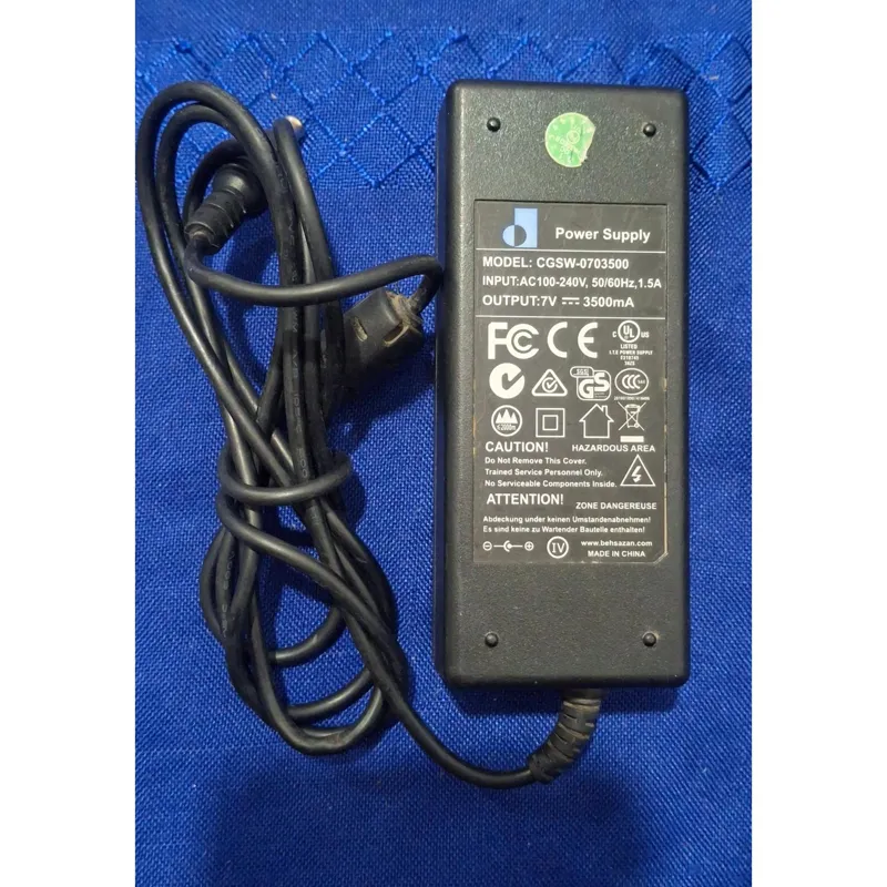 اداپتور مدل cgsw-0703500 7v-3500ma
