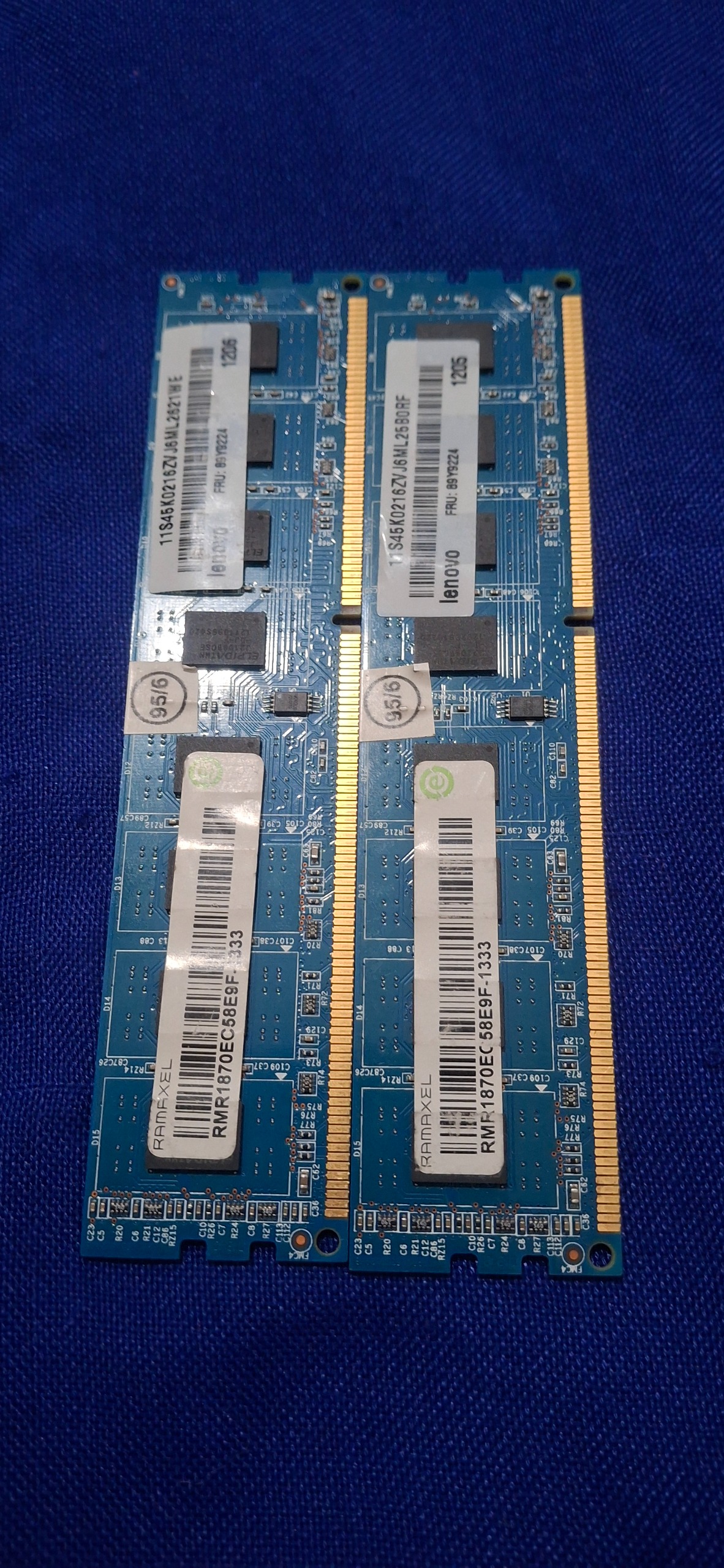2 عدد رم 4 گیگ ddr3 باس 1333 مجموعا 8 گیگ