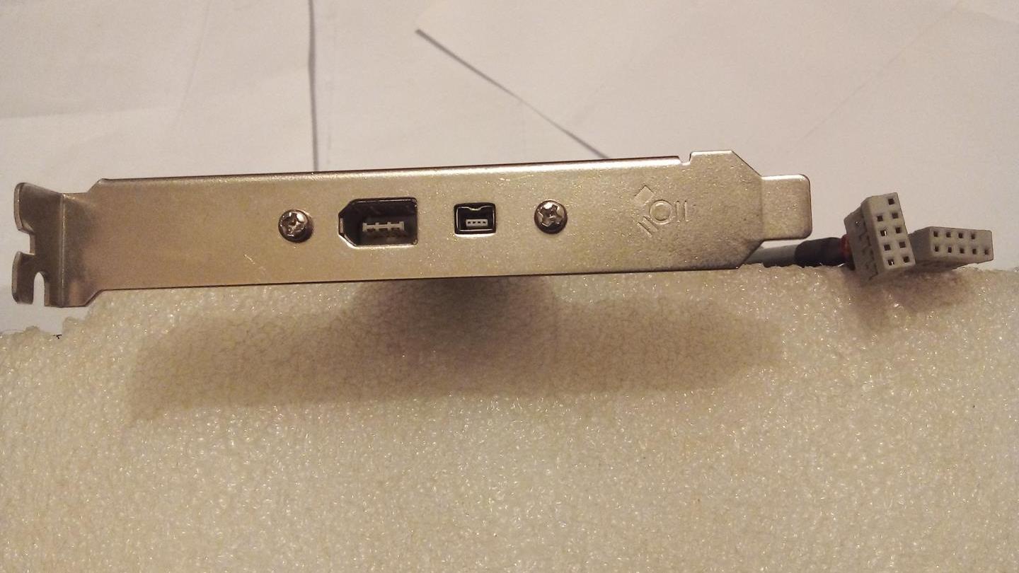 براکت پنل 2 پورت قدیمی پشت کیس (ک 19)(ب 4)20