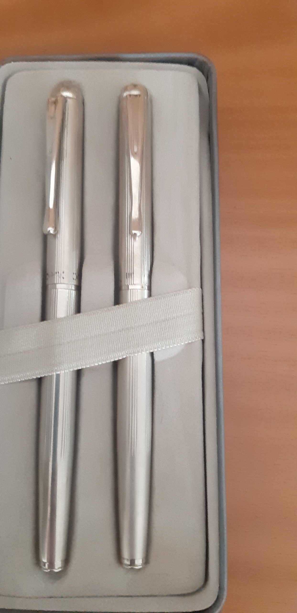 ست خودنویس و روان نویس(خودکار)