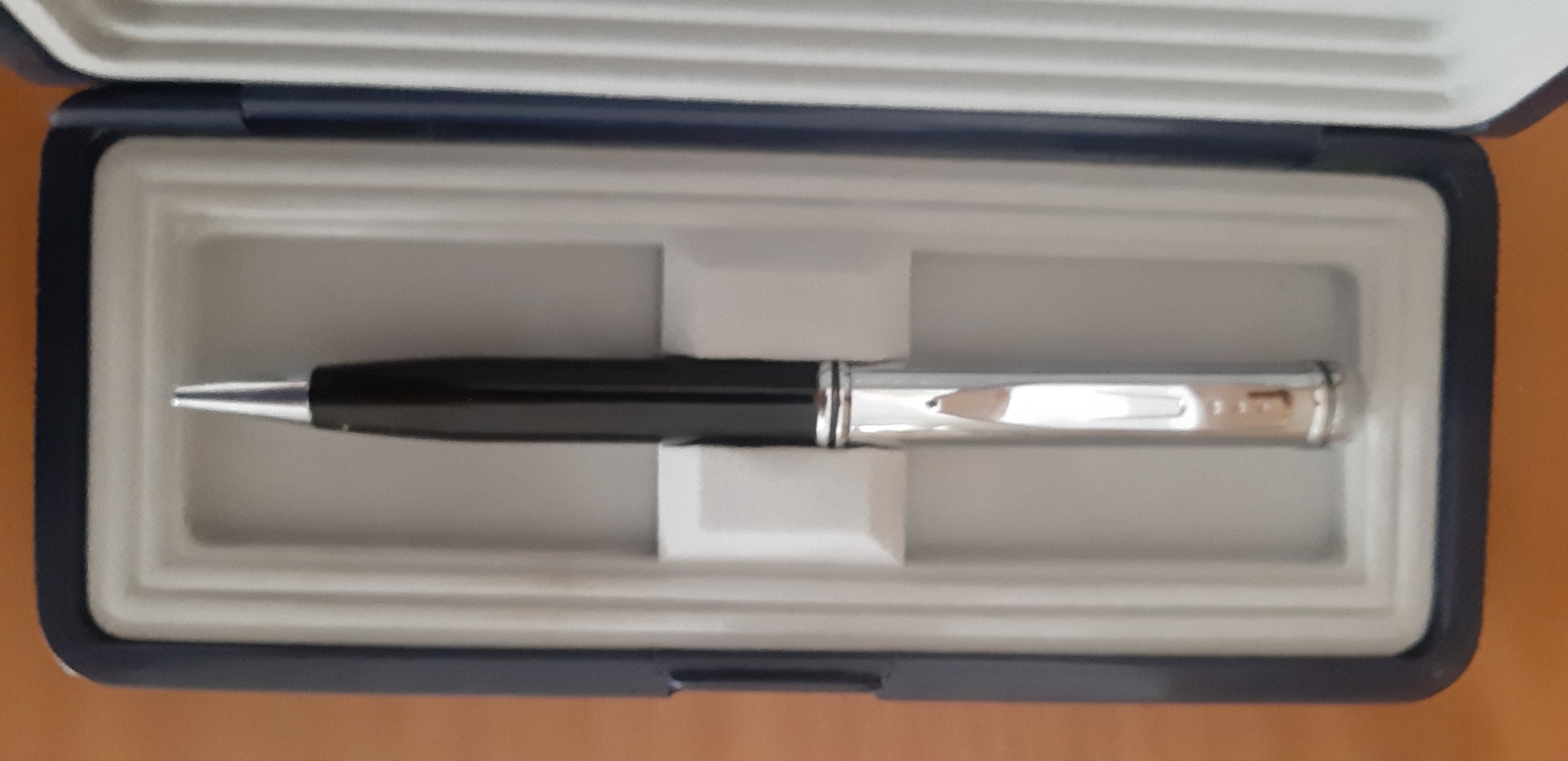 خودکار پیچی تمام فلزی بسیار زیبا