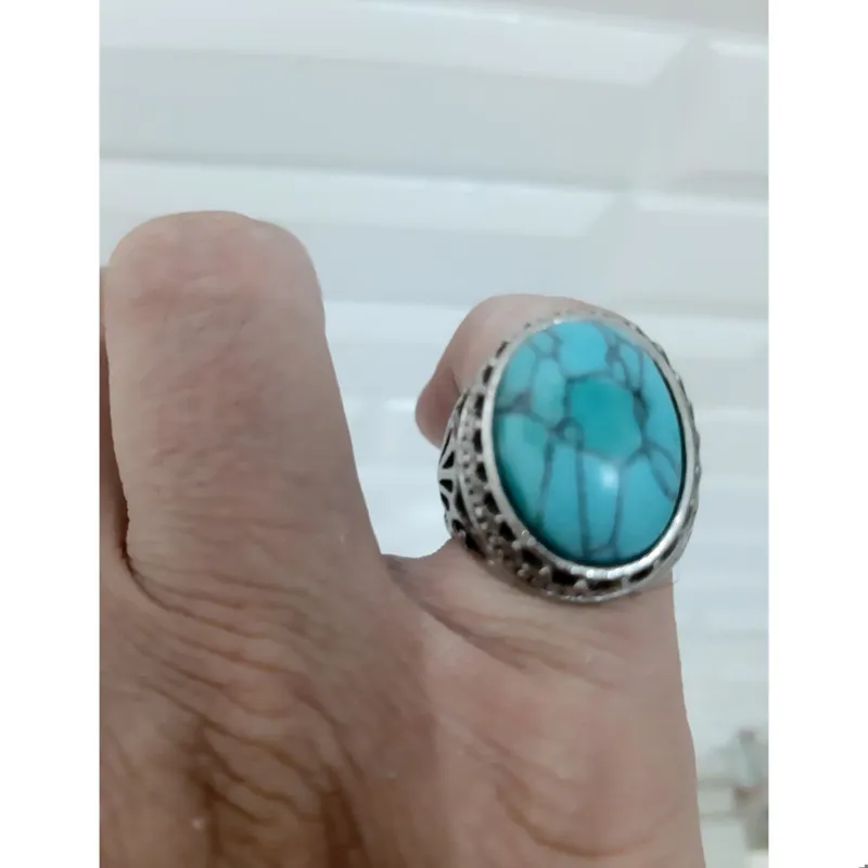 انگشتر فیروزه با رکاب بسیار زیبا وخاص