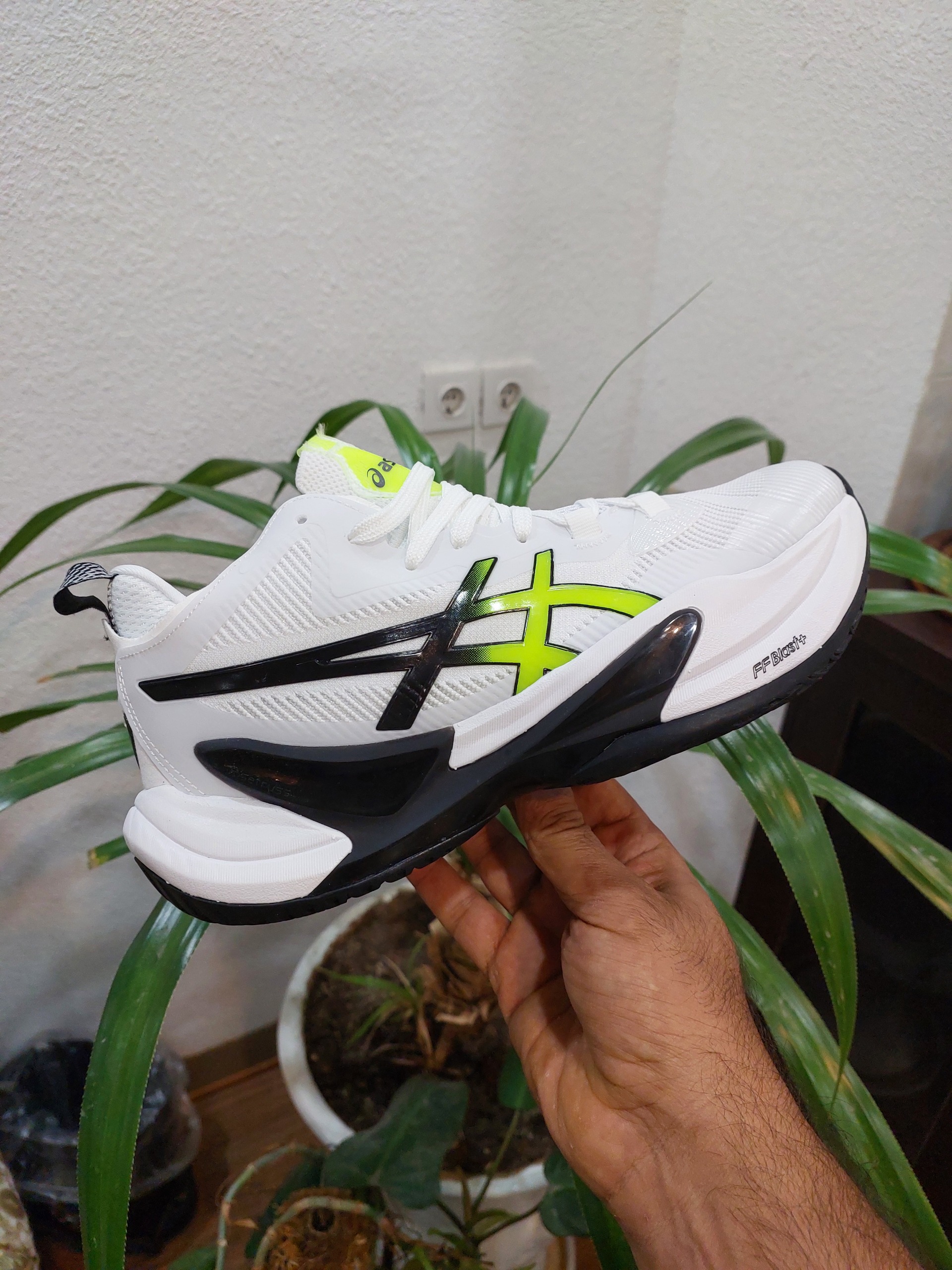 کفش والیبال اسیکس متارایز2  asics metarise