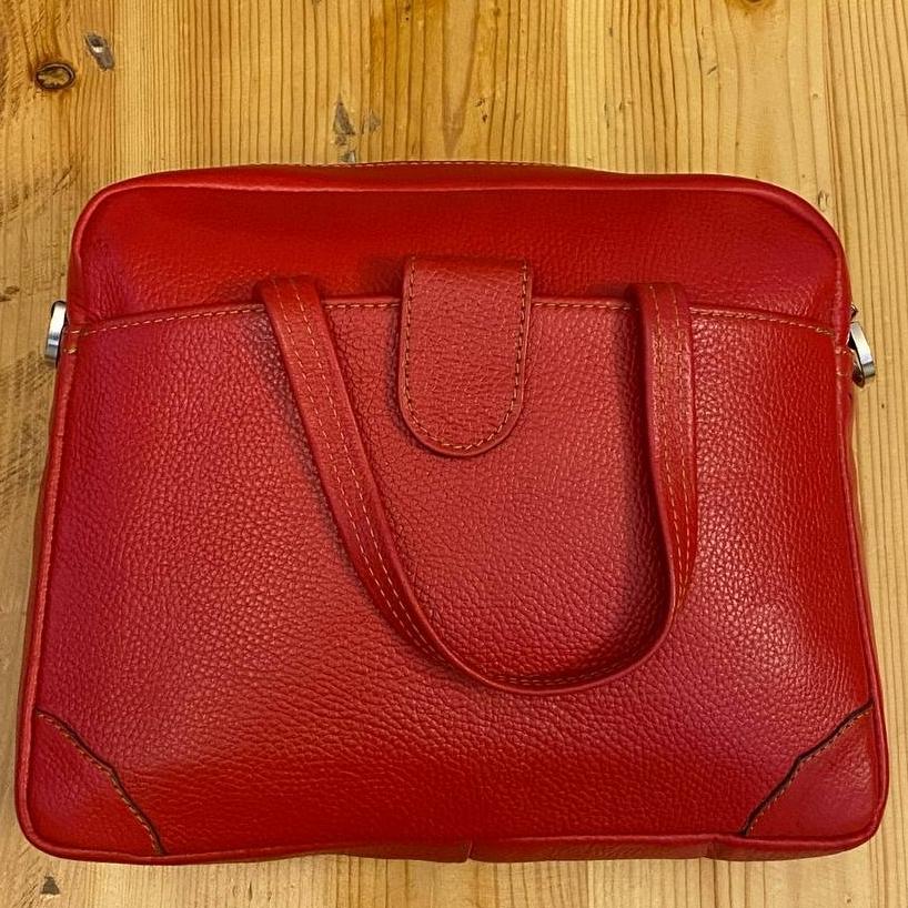 کیف زنانه اداری دستی چرم طبیعی رنگ قرمز