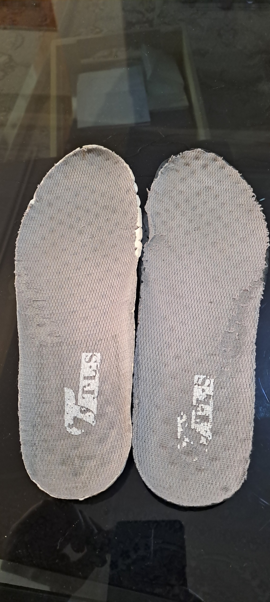 یک جفت کفی کفش